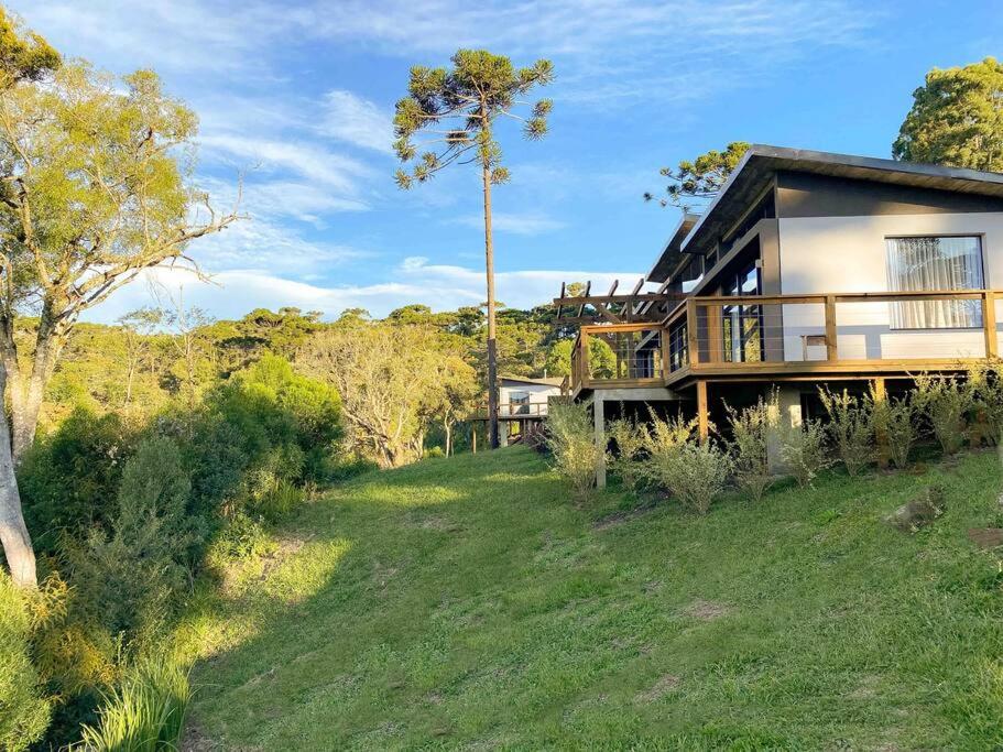 Villa Siena conforto nas alturas Casa com 2 suítes 2 banheiras de imersão vista maravilhosa a 1300m de altitude