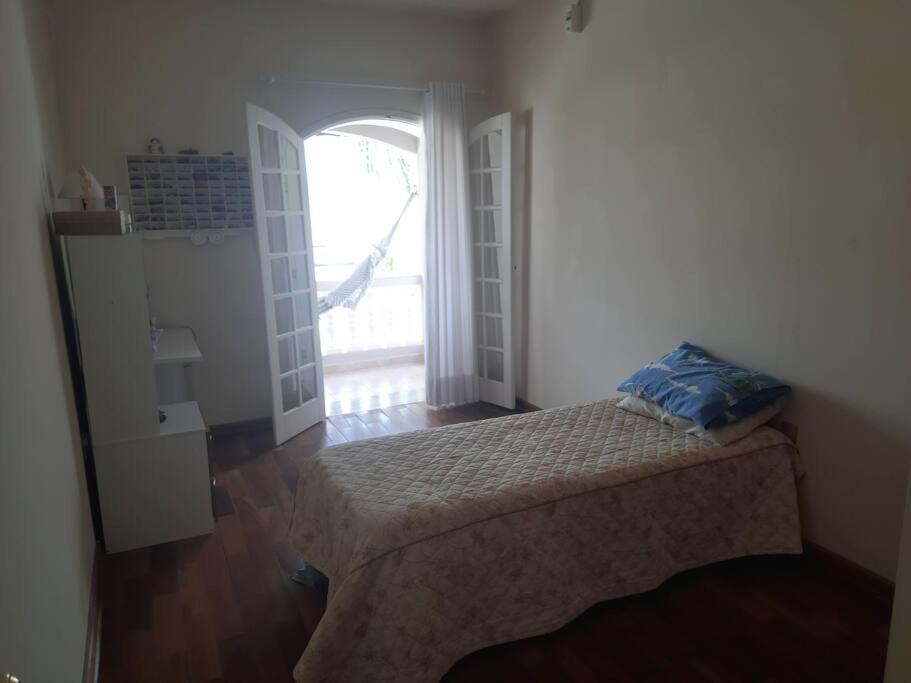 Casa em ampla e confortável em bairro nobre