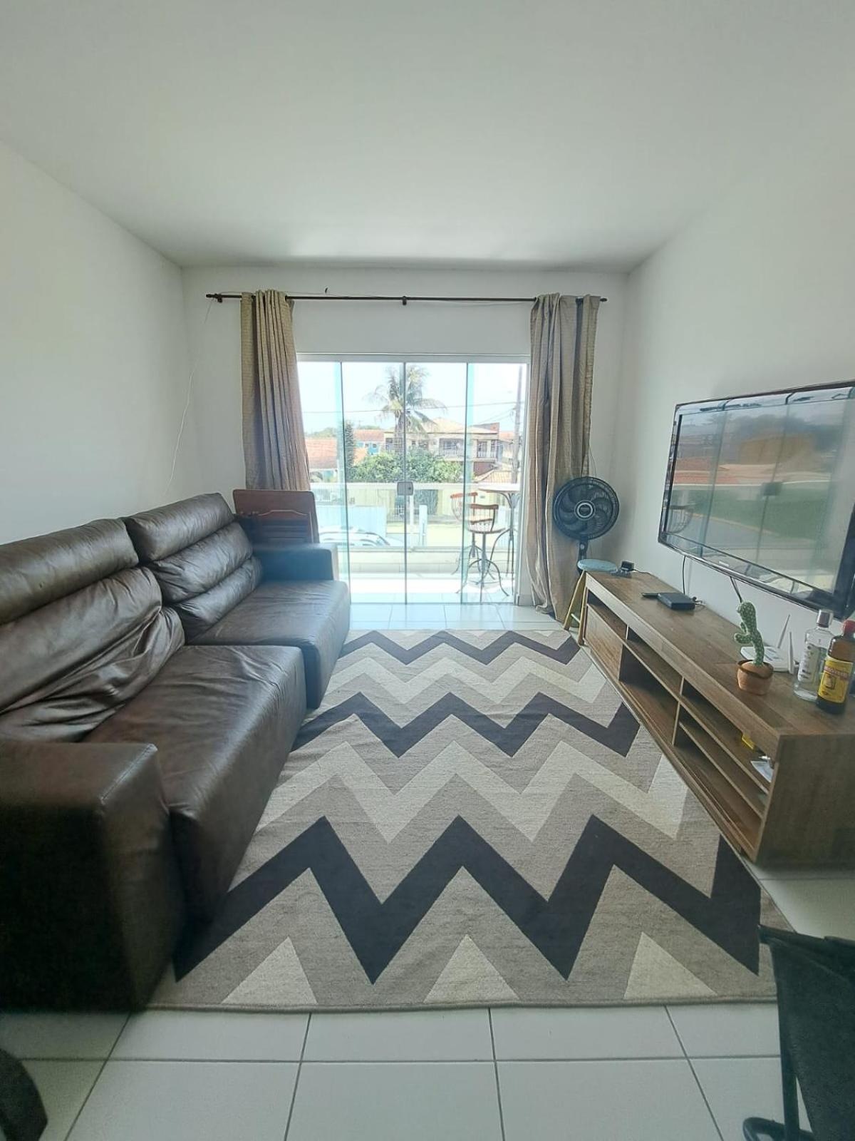 APARTAMENTO ESPAÇOSO
