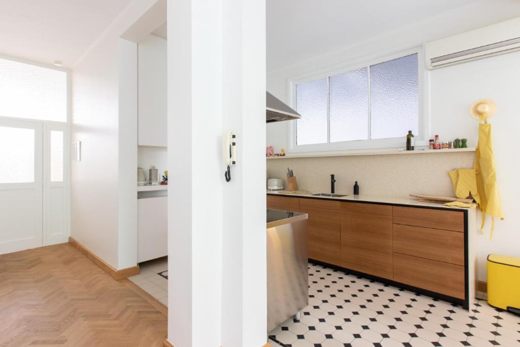 Pauline Loveling apartment with quiet garden and 2 bathrooms
