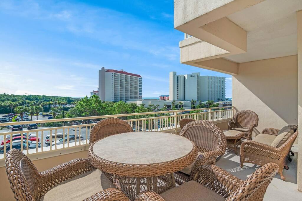 "Wine Down" - Gorgeous 2-bdrm Lockout in Sandestin view 2