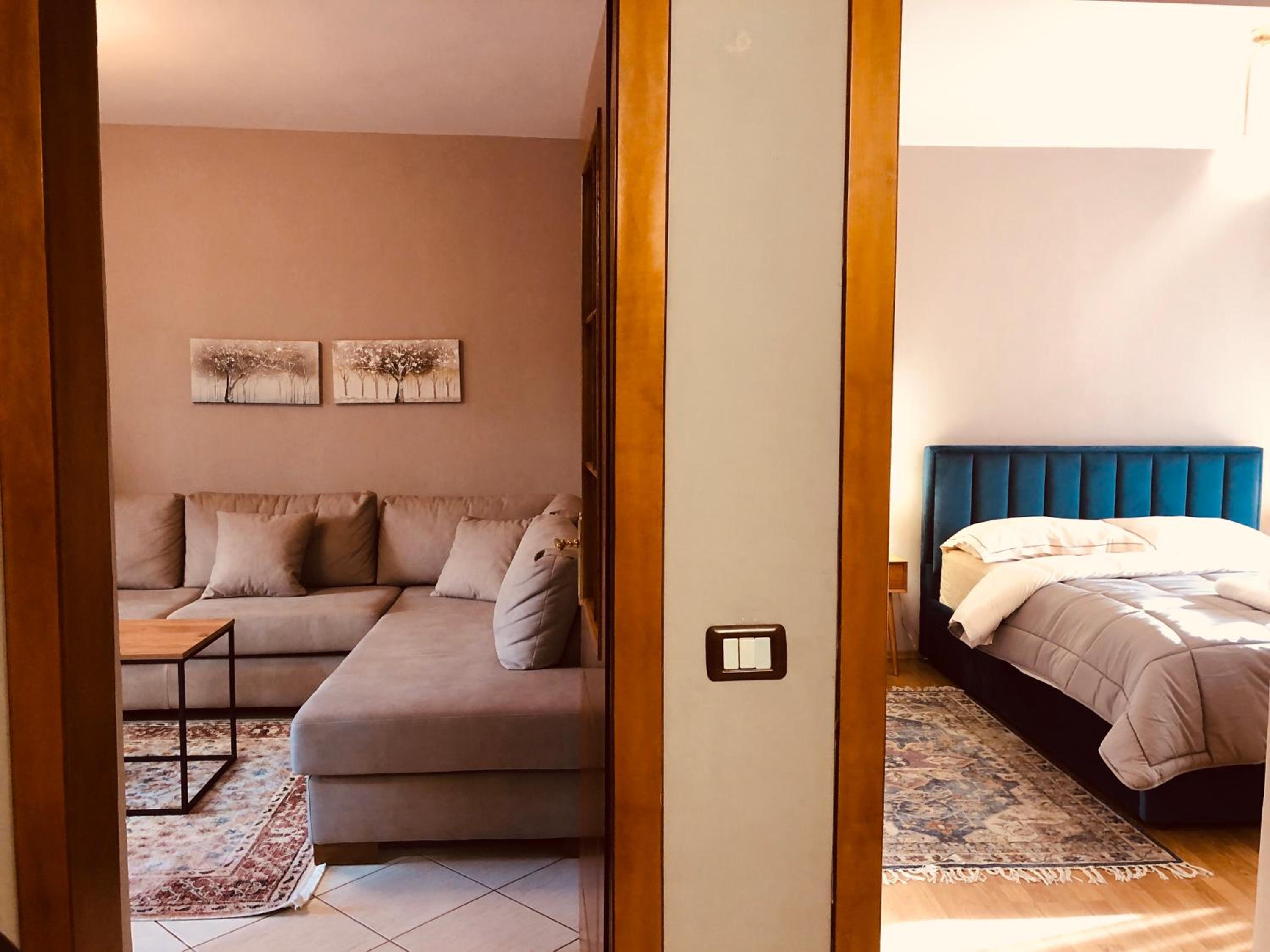 Qemal Stafa Apartment