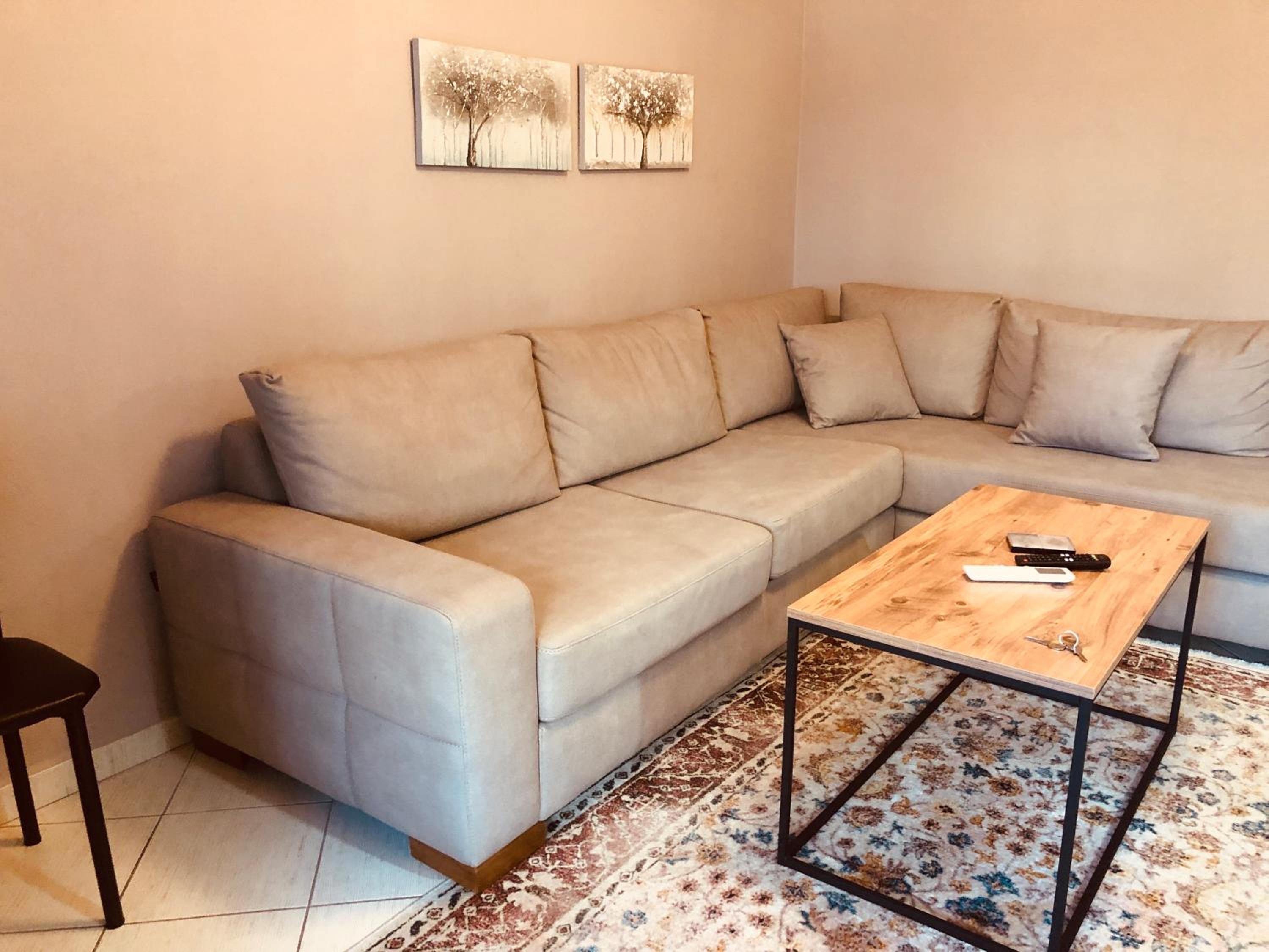 Qemal Stafa Apartment