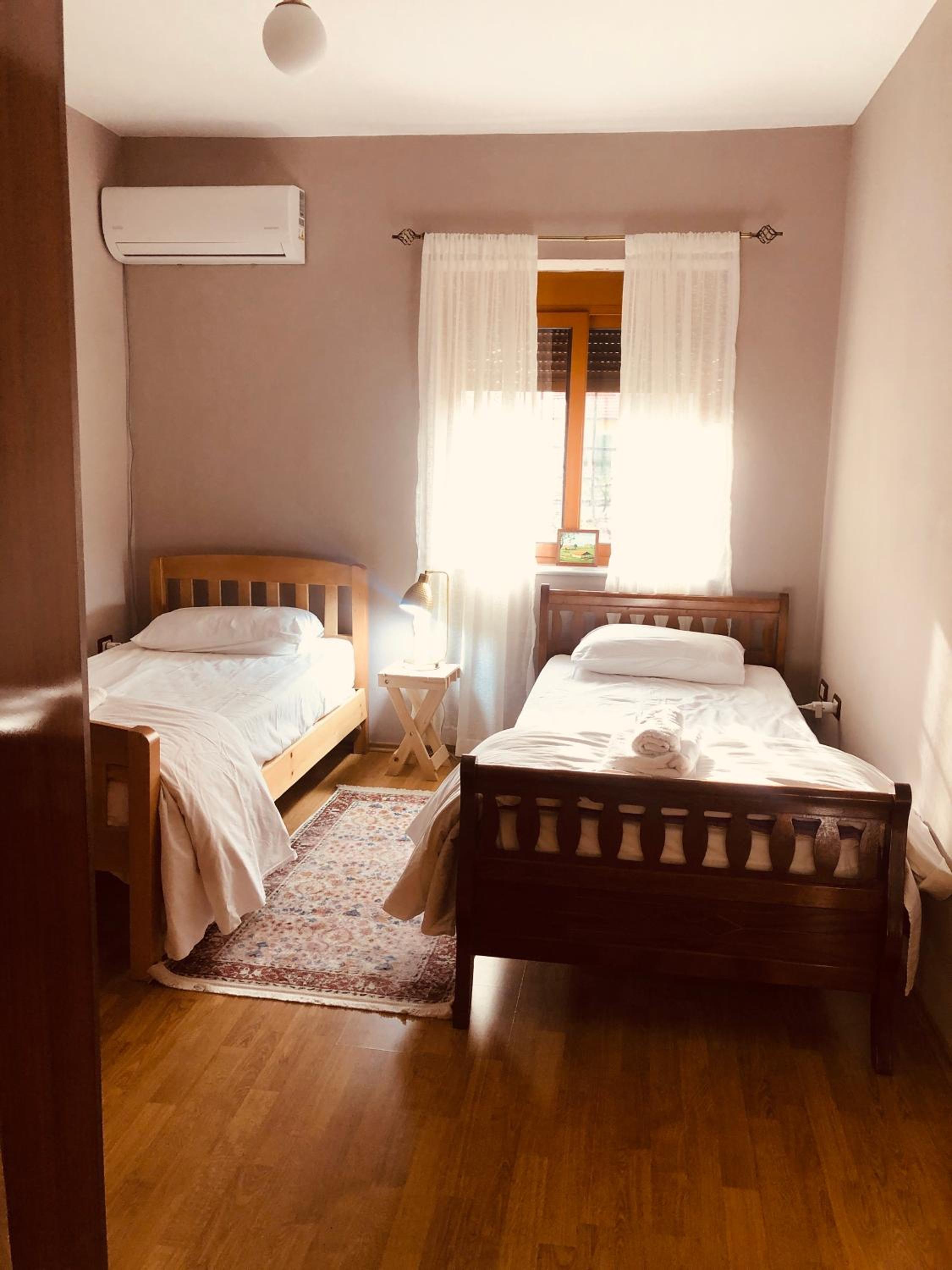 Qemal Stafa Apartment