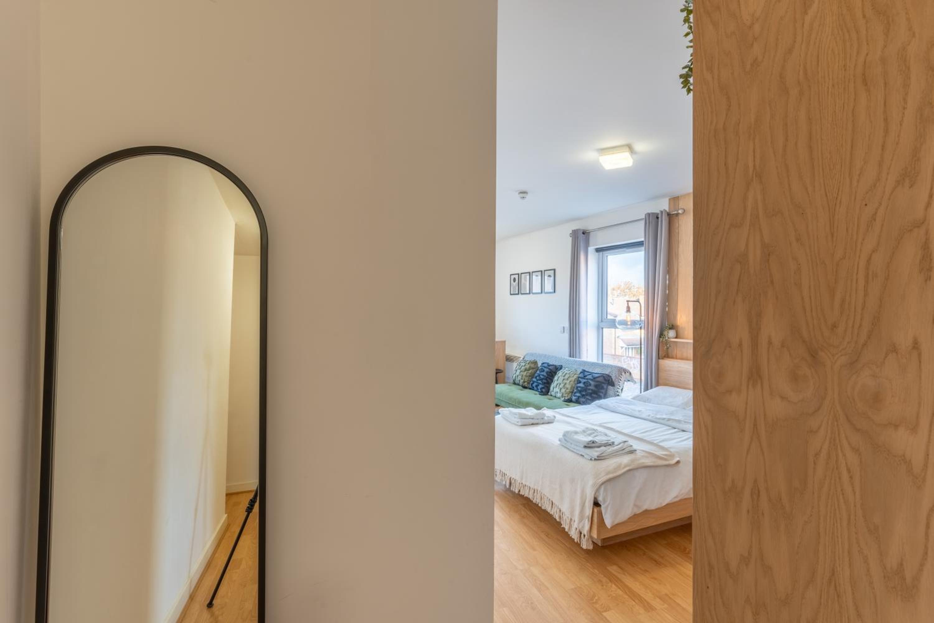 Cosy Studio in Merseyside in Great Location view 5