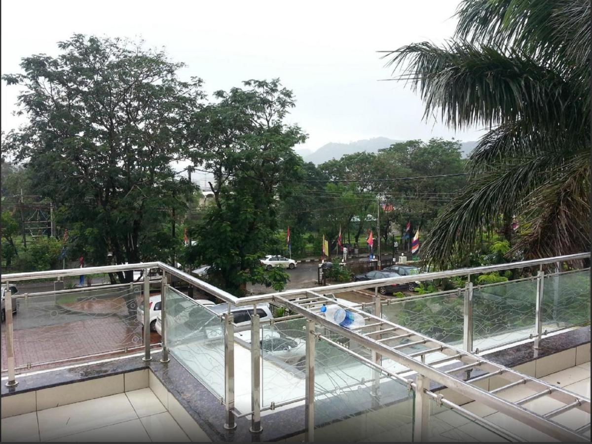 balcony