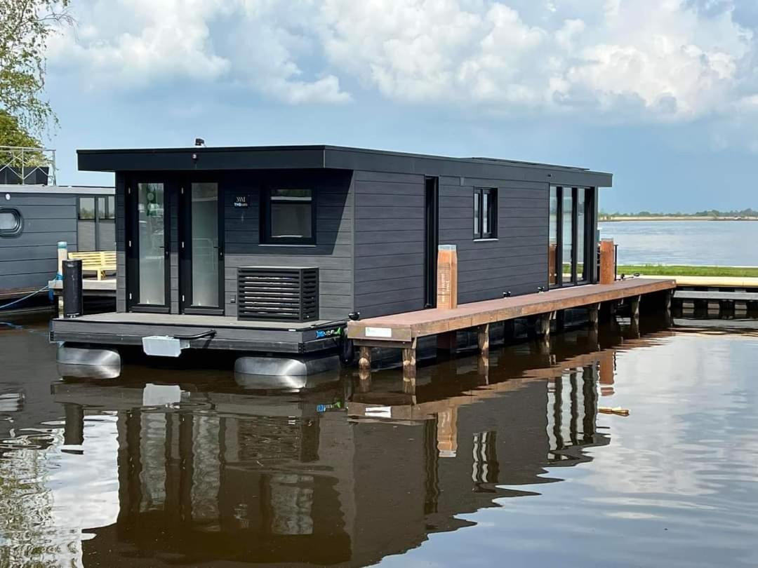 Vakantiewoonboot De Waterparel