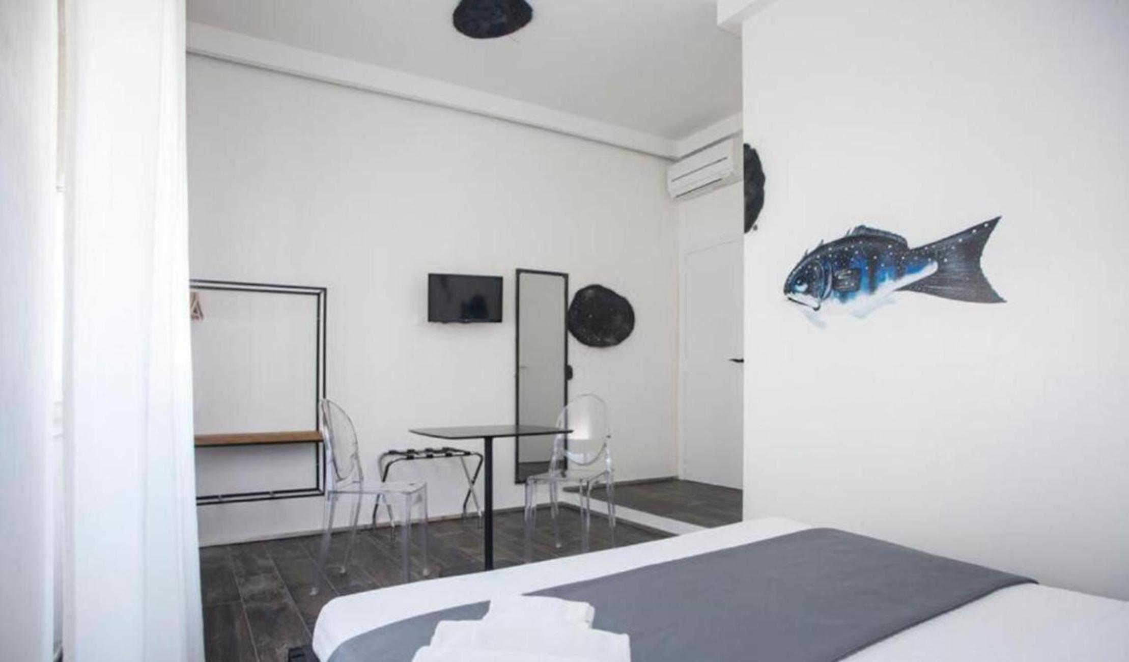 hotel room
