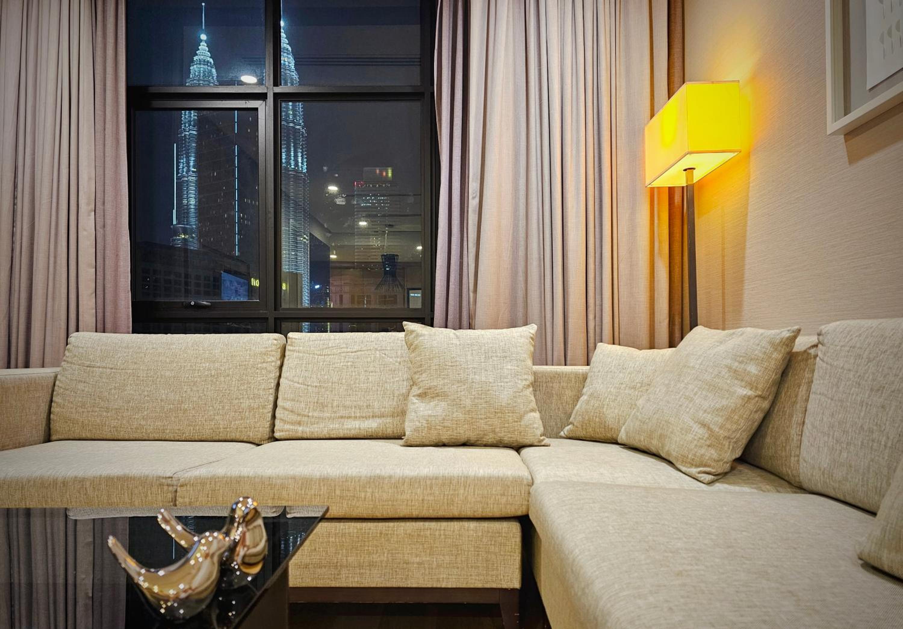 188 Suites KLCC by Luxeriez
