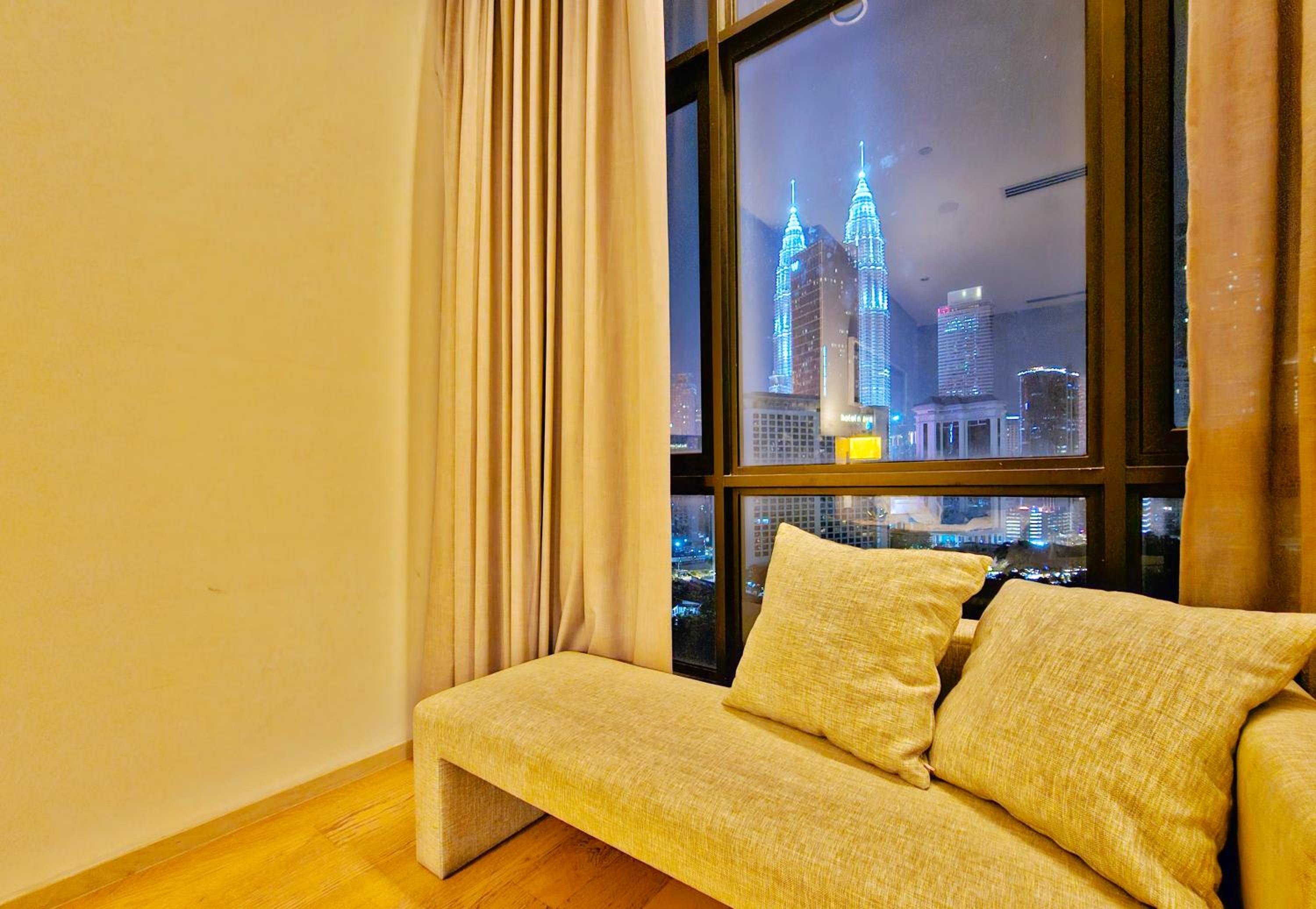 188 Suites KLCC by Luxeriez