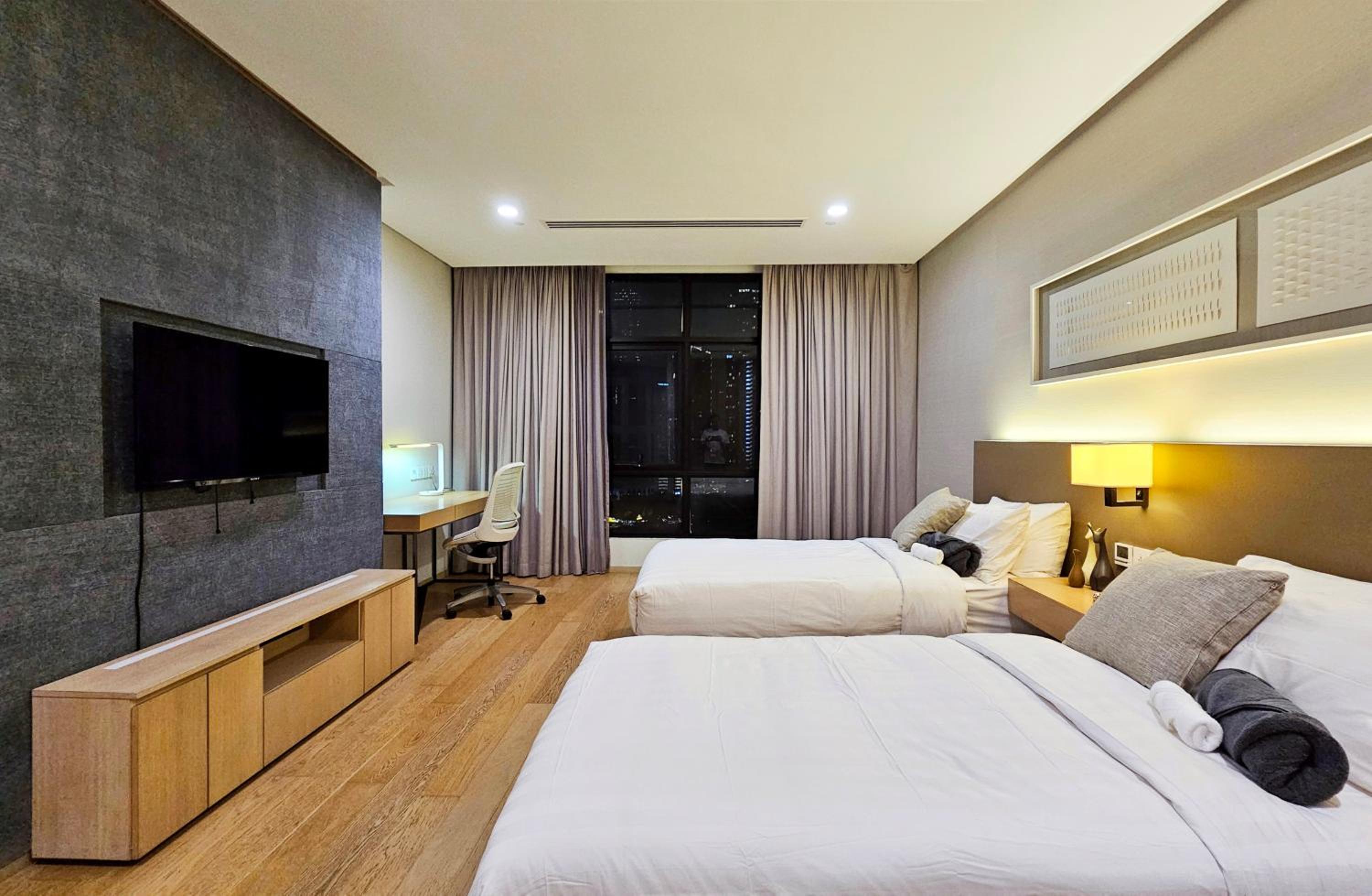 188 Suites KLCC by Luxeriez