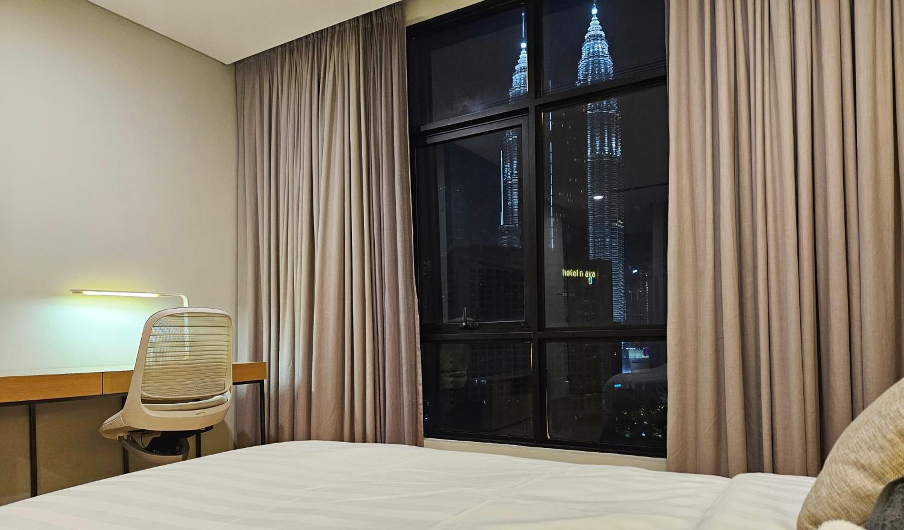 188 Suites KLCC by Luxeriez