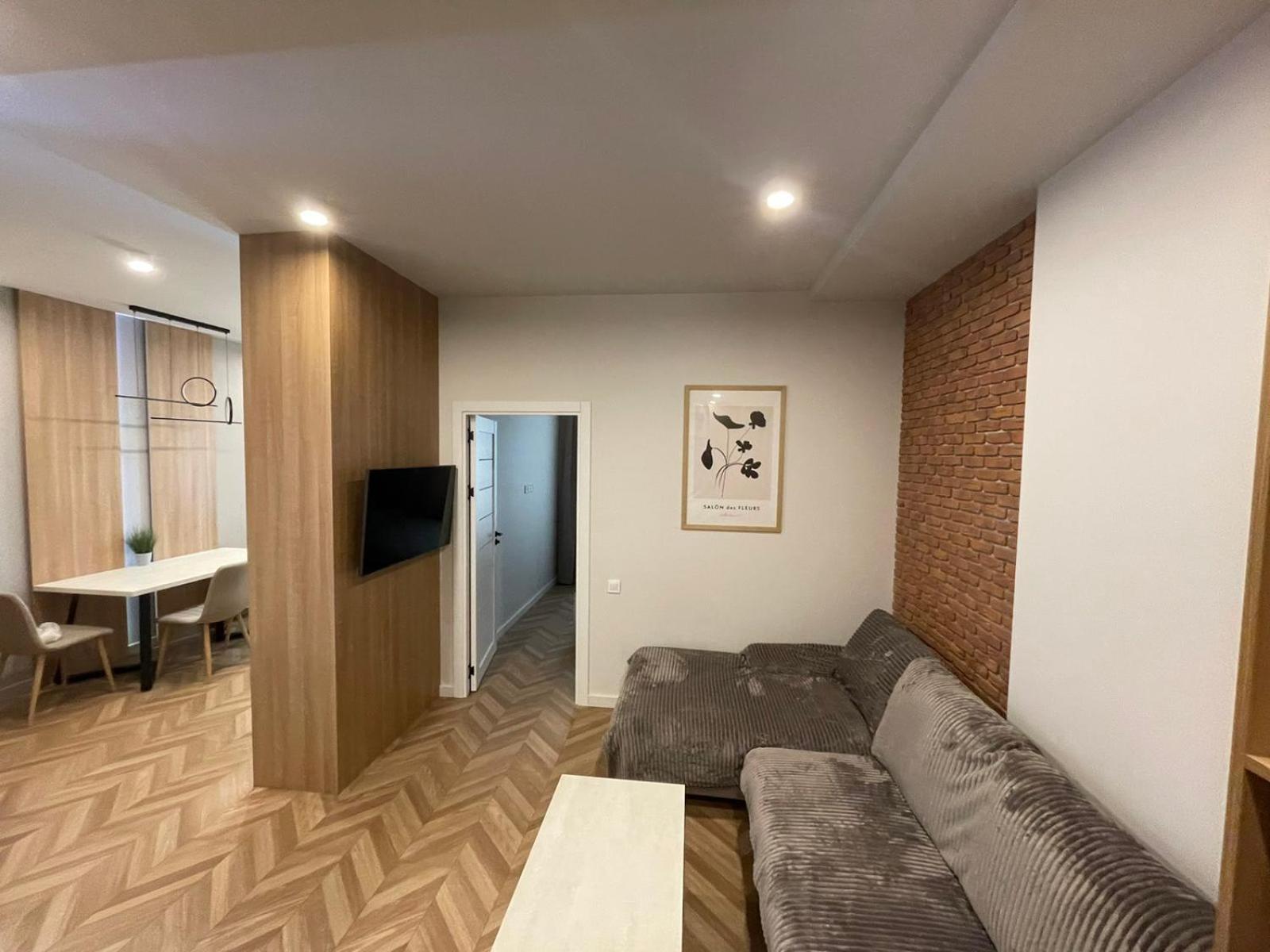 Tomas apartments