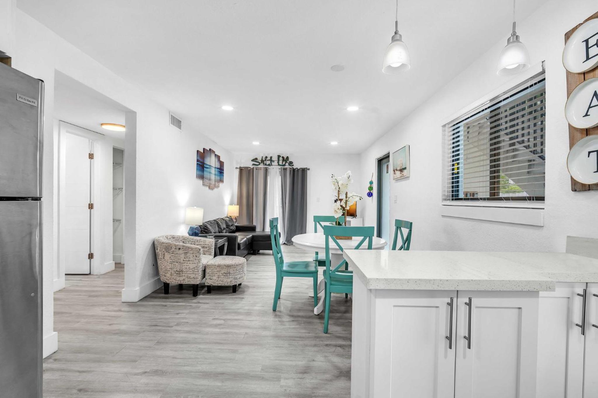 West Brickell APT #1 Free Parking-Family Friendly