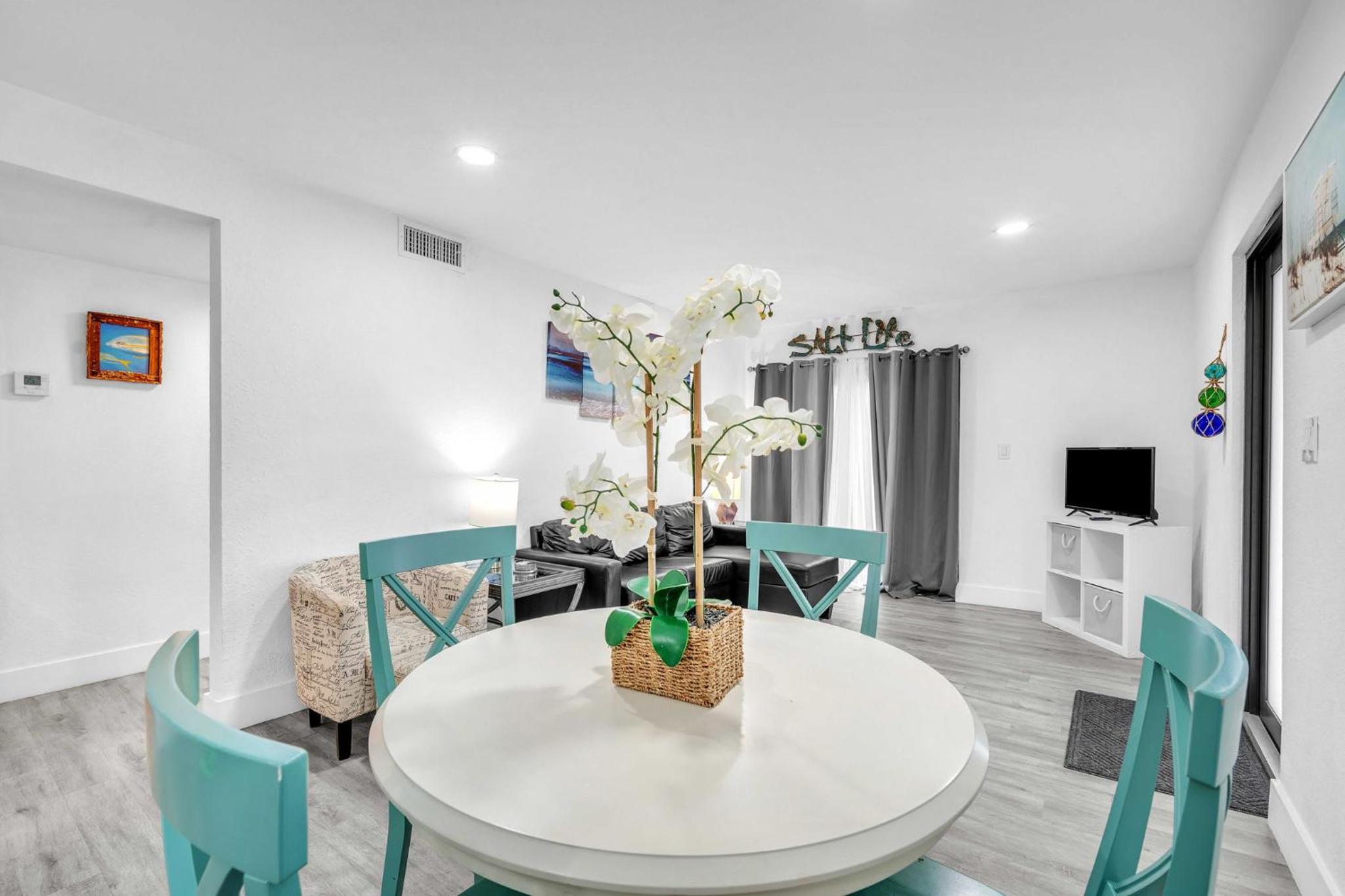 West Brickell APT #1 Free Parking-Family Friendly