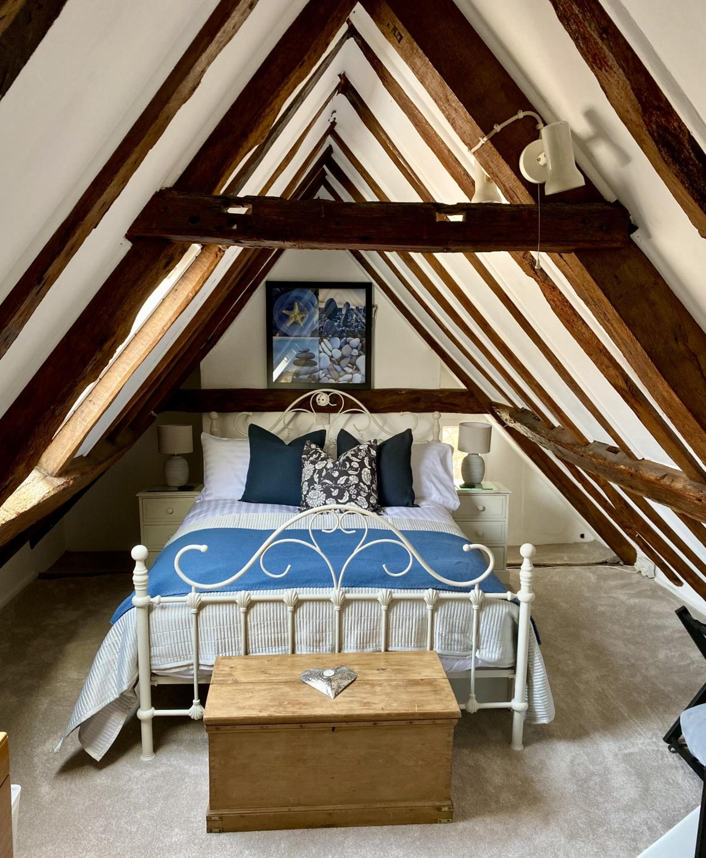 Chestnut Tree Cottage, 7 High Street view 2