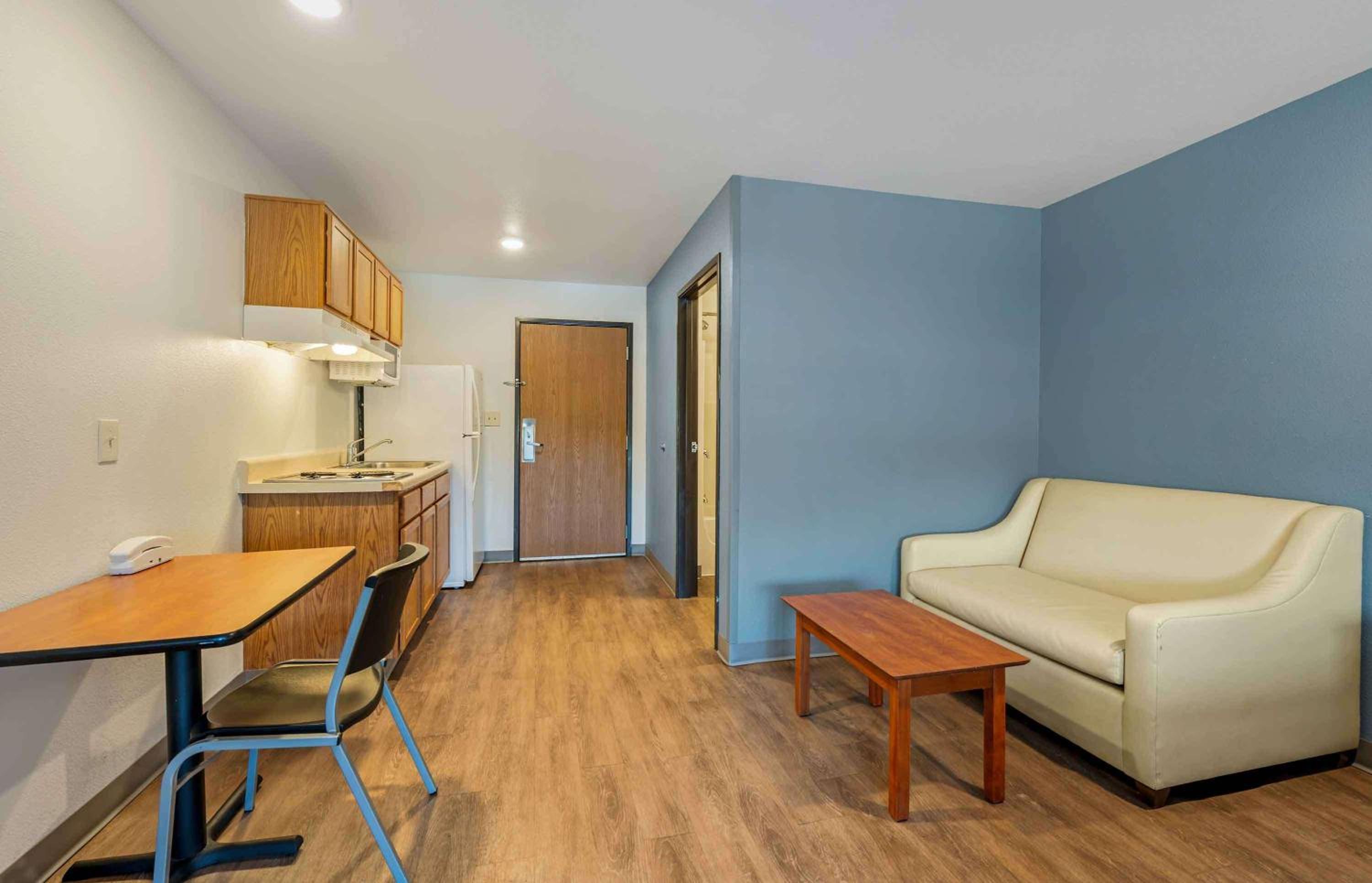 Extended Stay America Select Suites - Indianapolis - Lawrence - Property Image 8