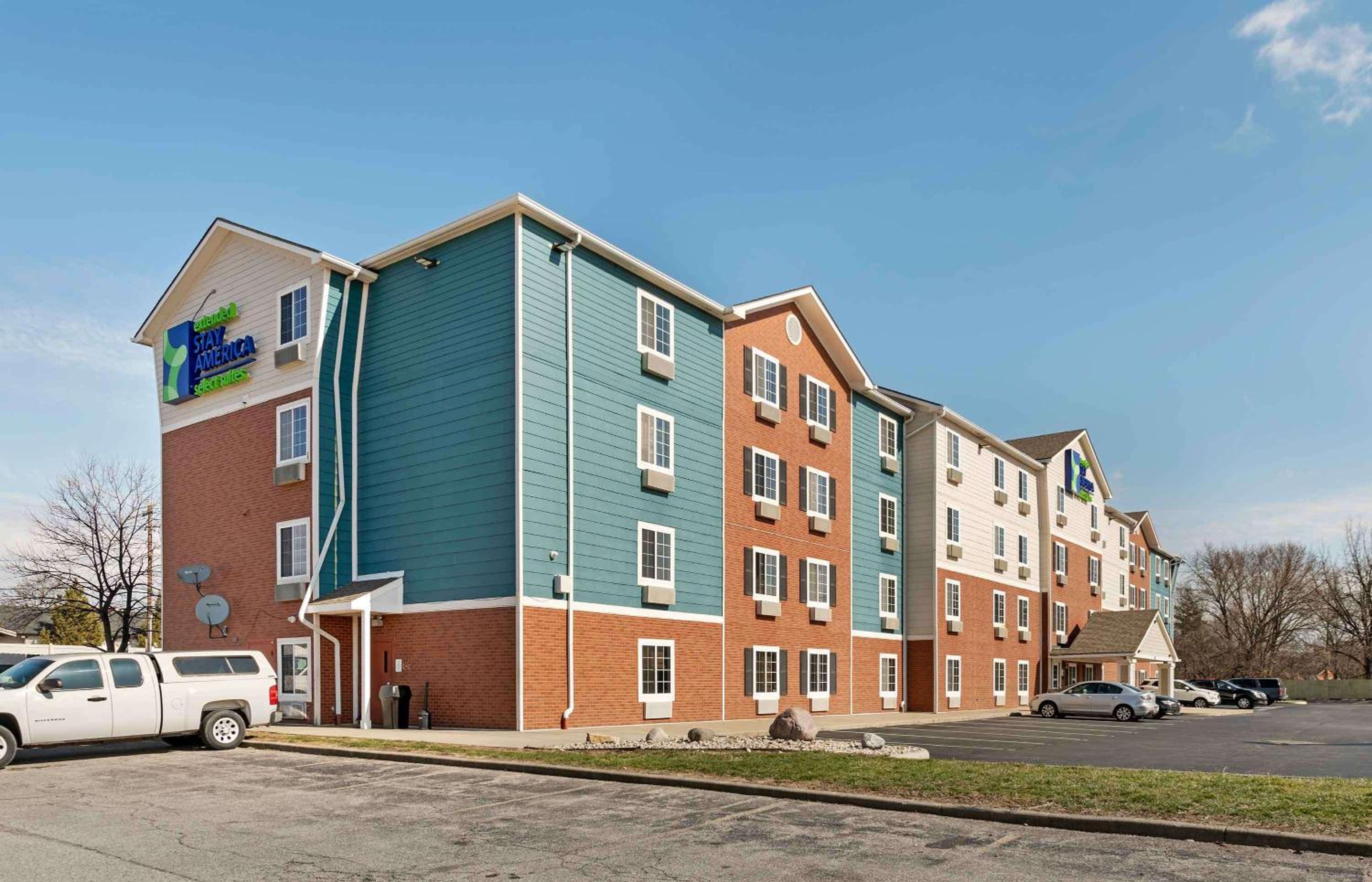 Studio 6 Extended Stay Cincinnati Sharonville OH