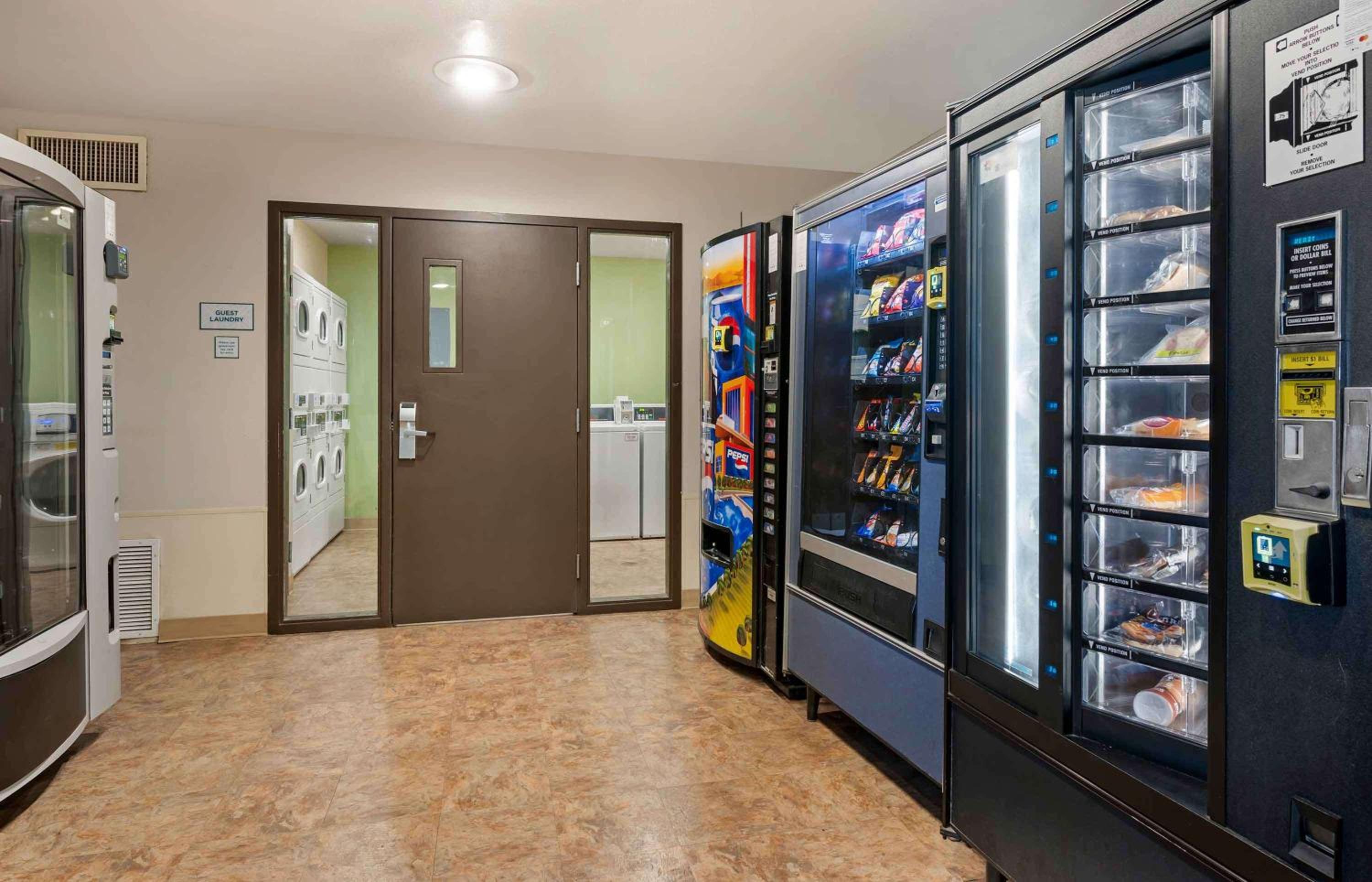 Studio 6 Extended Stay Cincinnati Sharonville OH