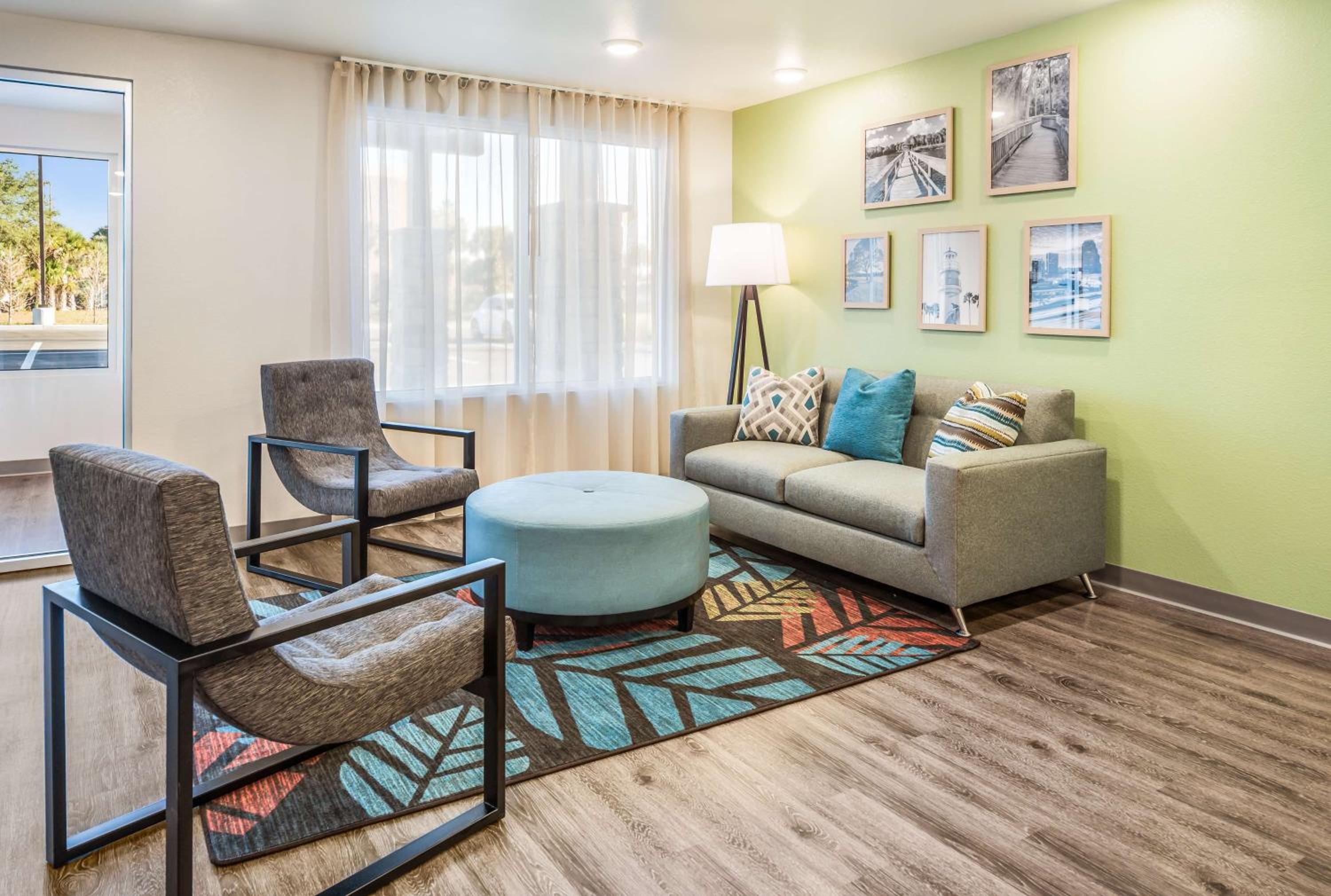 Extended Stay America Select Suites - Orlando - Kissimmee