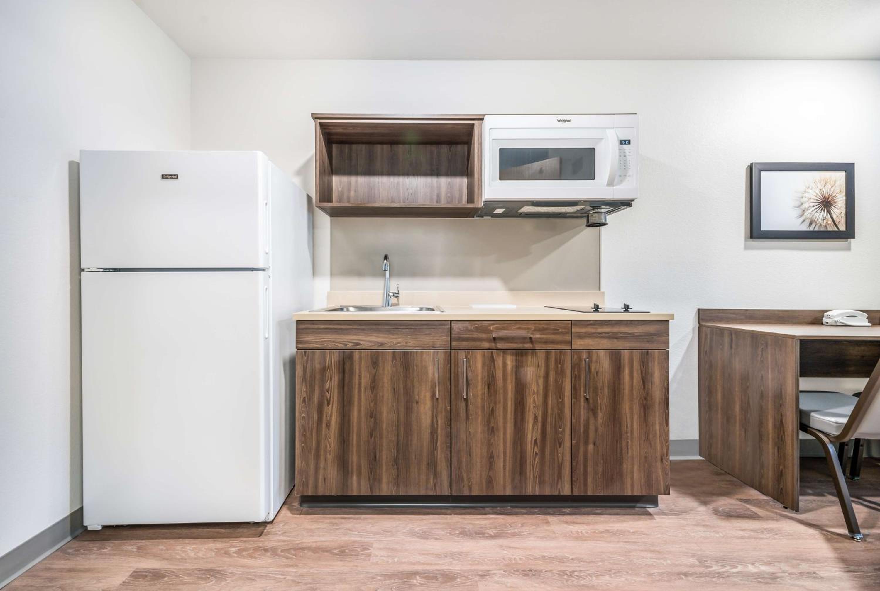 Extended Stay America Select Suites - Orlando - Kissimmee