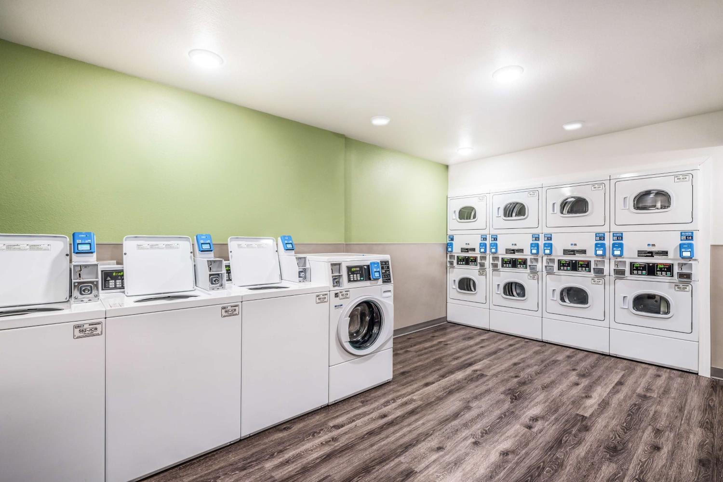 Extended Stay America Select Suites - Orlando - Kissimmee