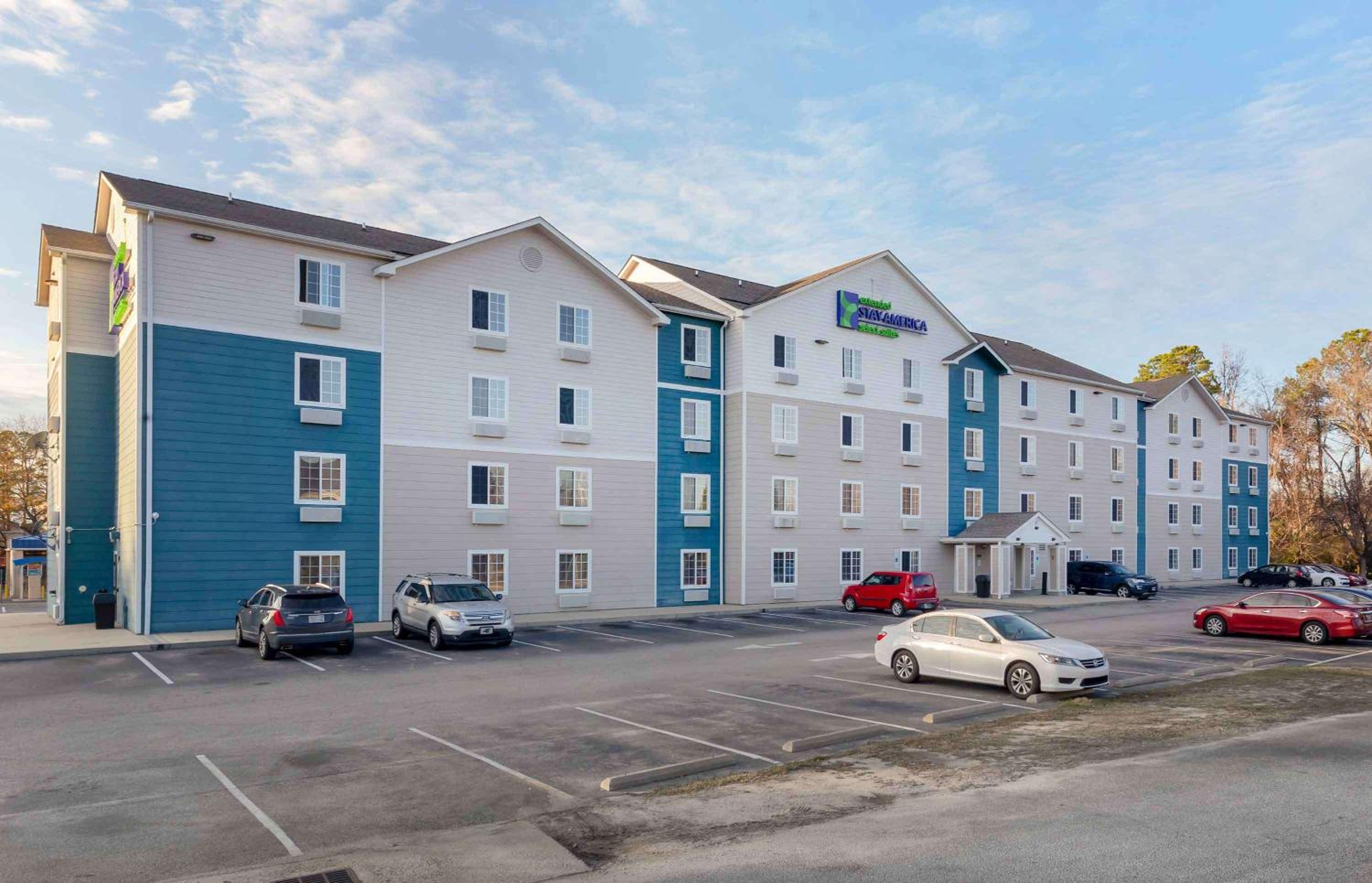 Fayetteville Vacations - Extended Stay America Select Suites - Fayetteville - Fort Bragg - Property Image 25