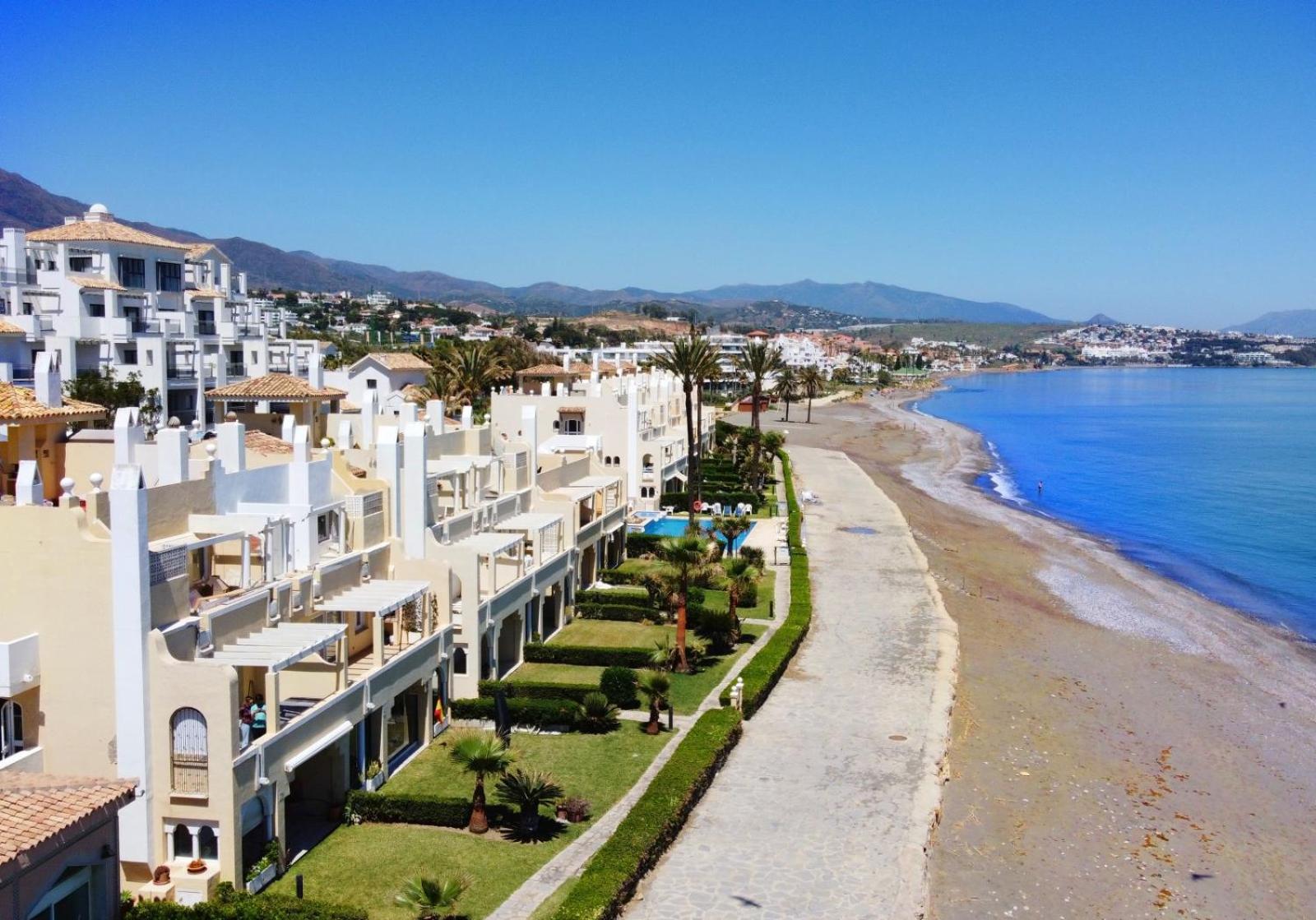 Estepona Beach Apartment