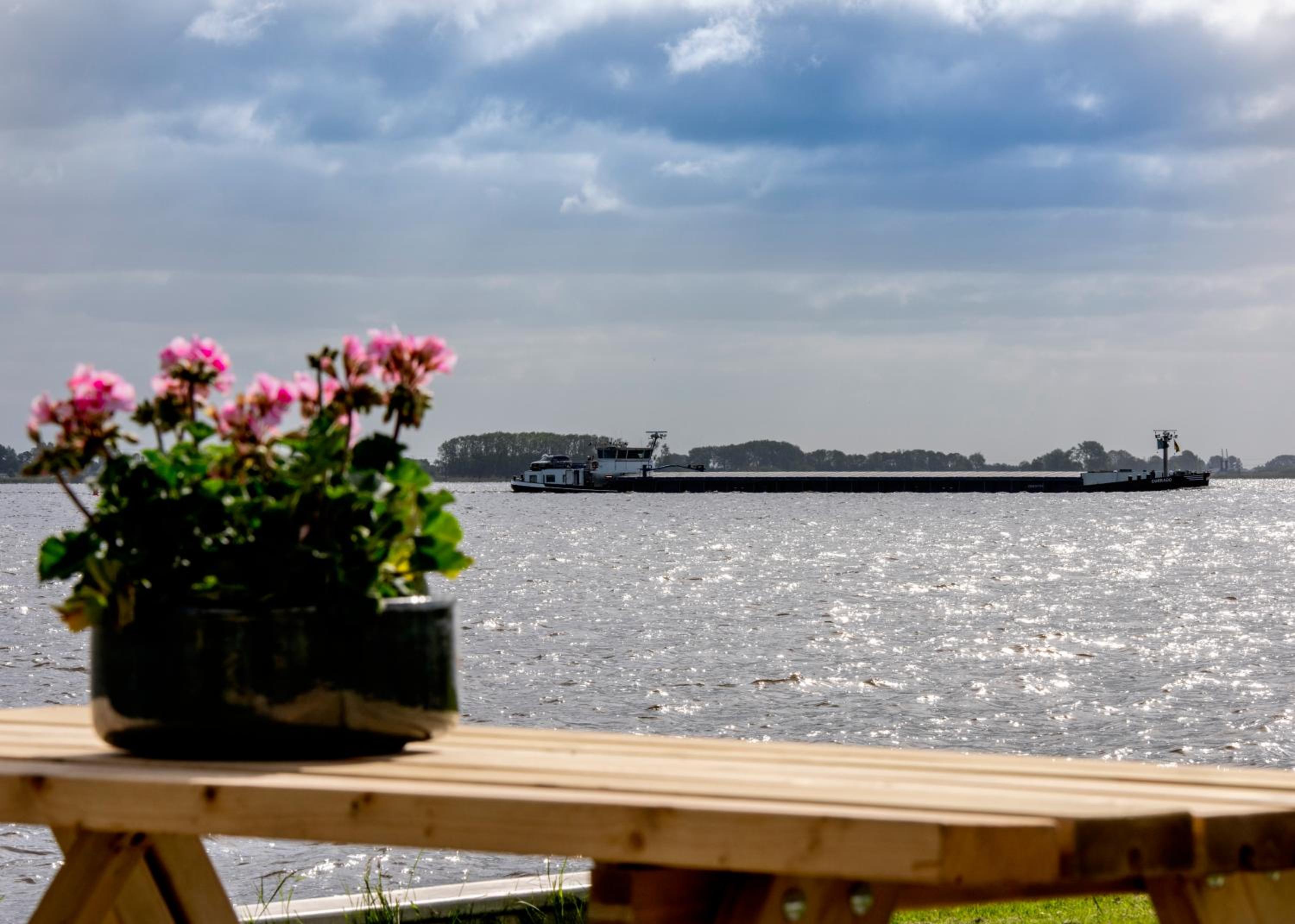 Vakantiewoonboot De Waterparel