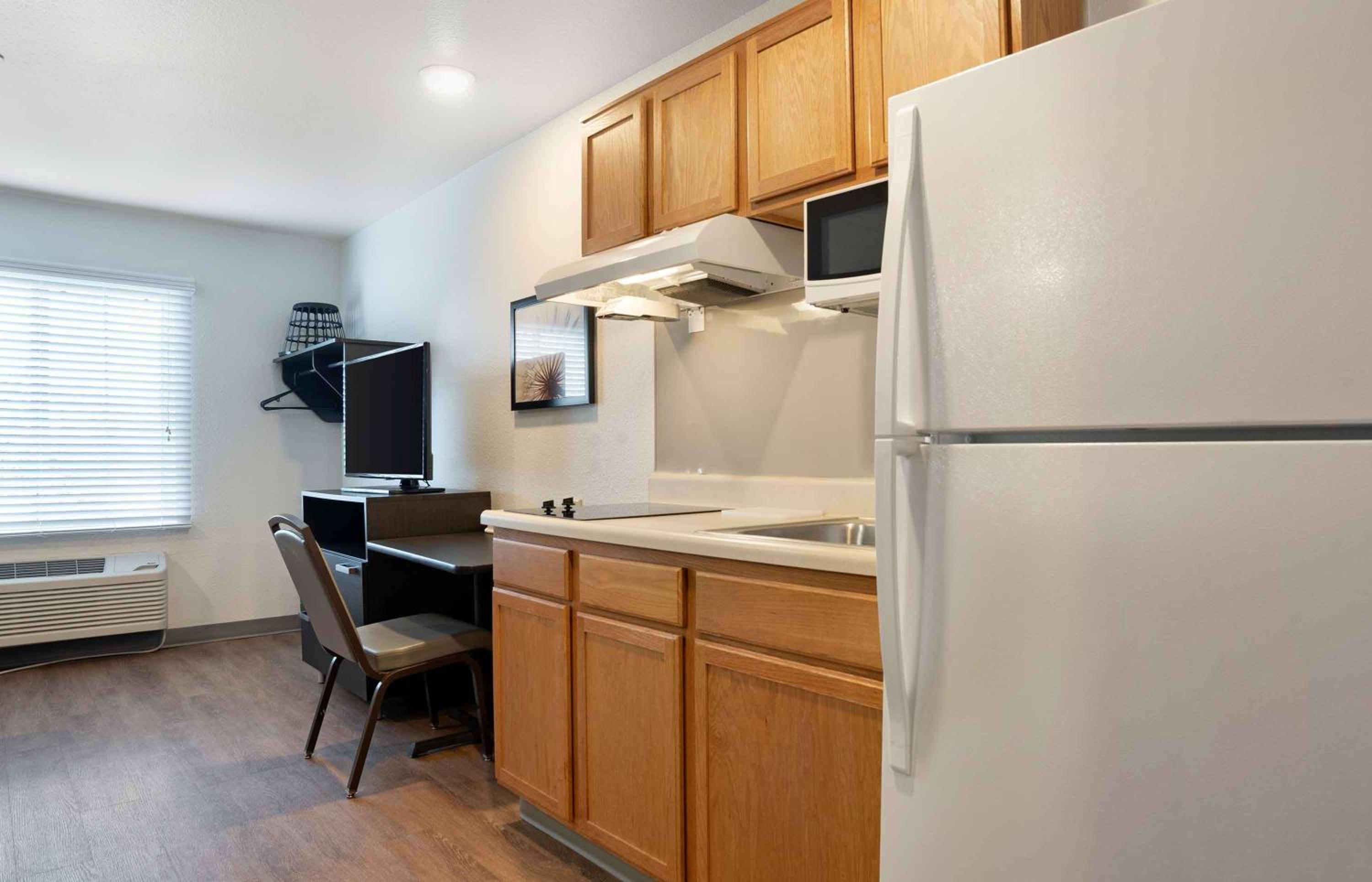 Extended Stay America Select Suites - Panama City - Callaway