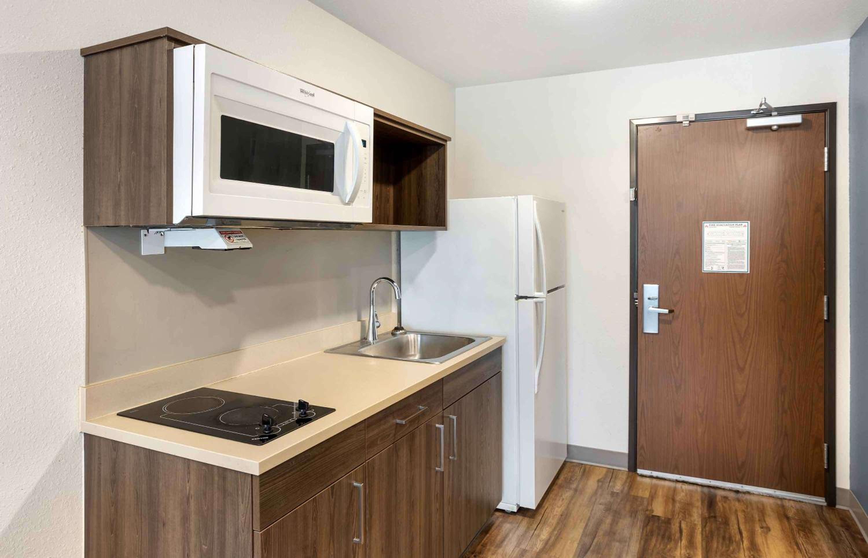 Extended Stay America Suites - Philadelphia - Plymouth Meeting - West - Property Image 6