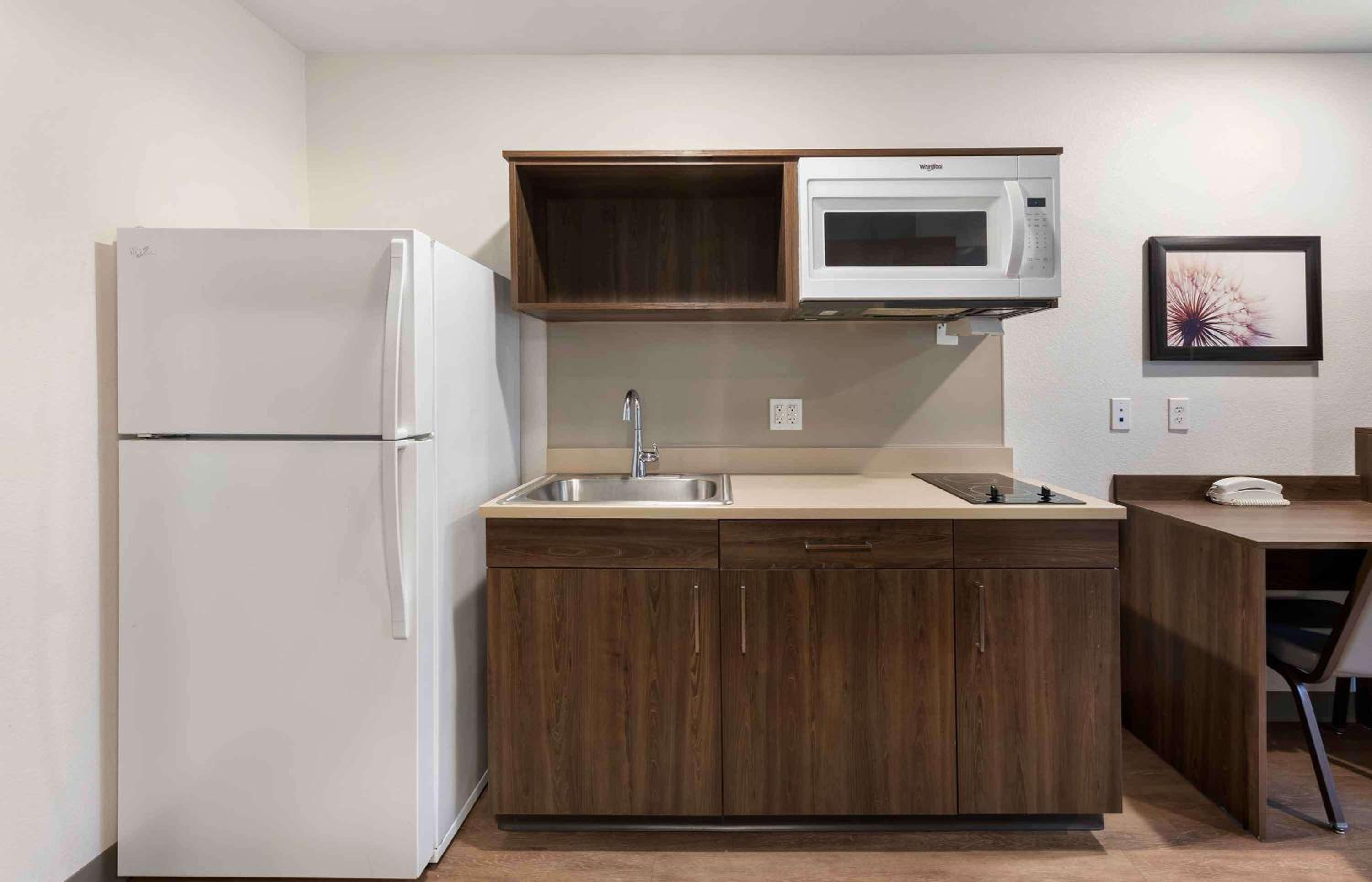 Redlands Vacations - Extended Stay America Suites - Redlands - Property Image 35