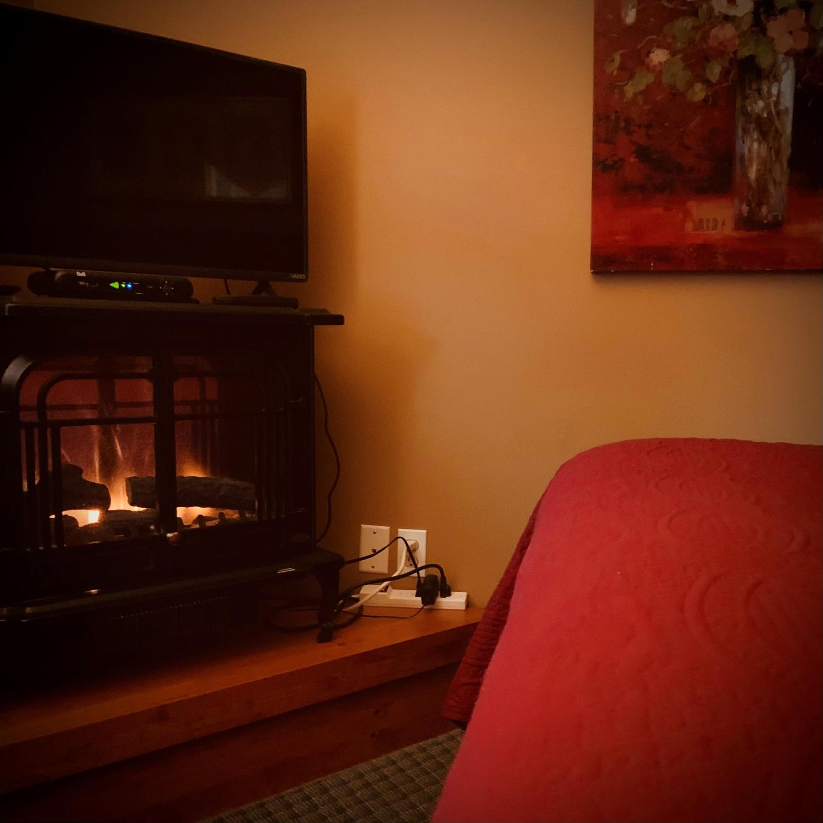 WeatherPine Inn