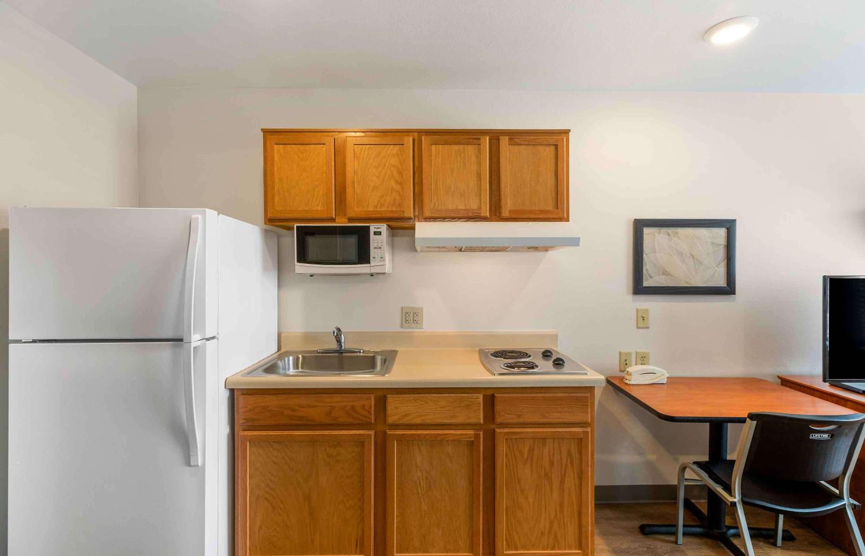 Extended Stay America Select Suites - Firestone