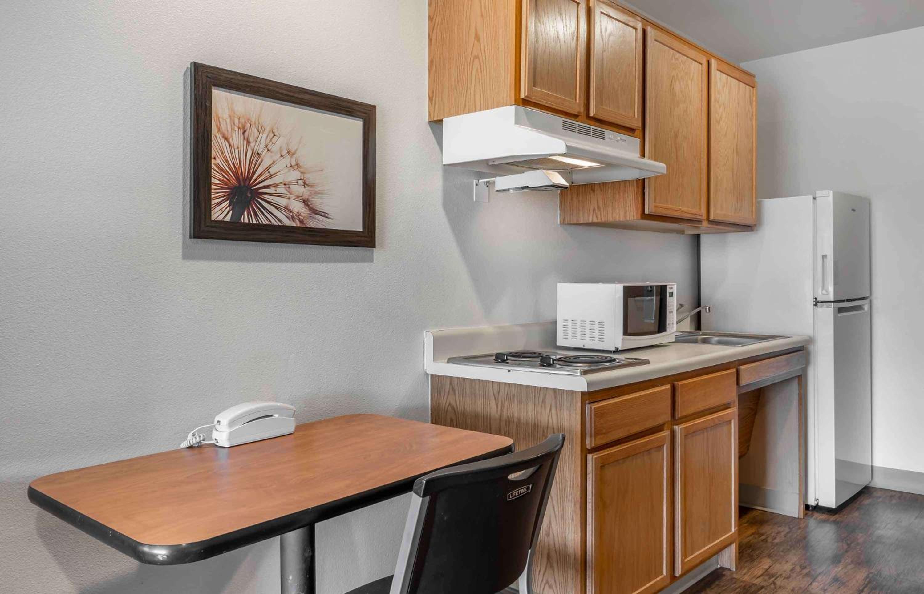 Studio 6 Extended Stay Wichita South KS