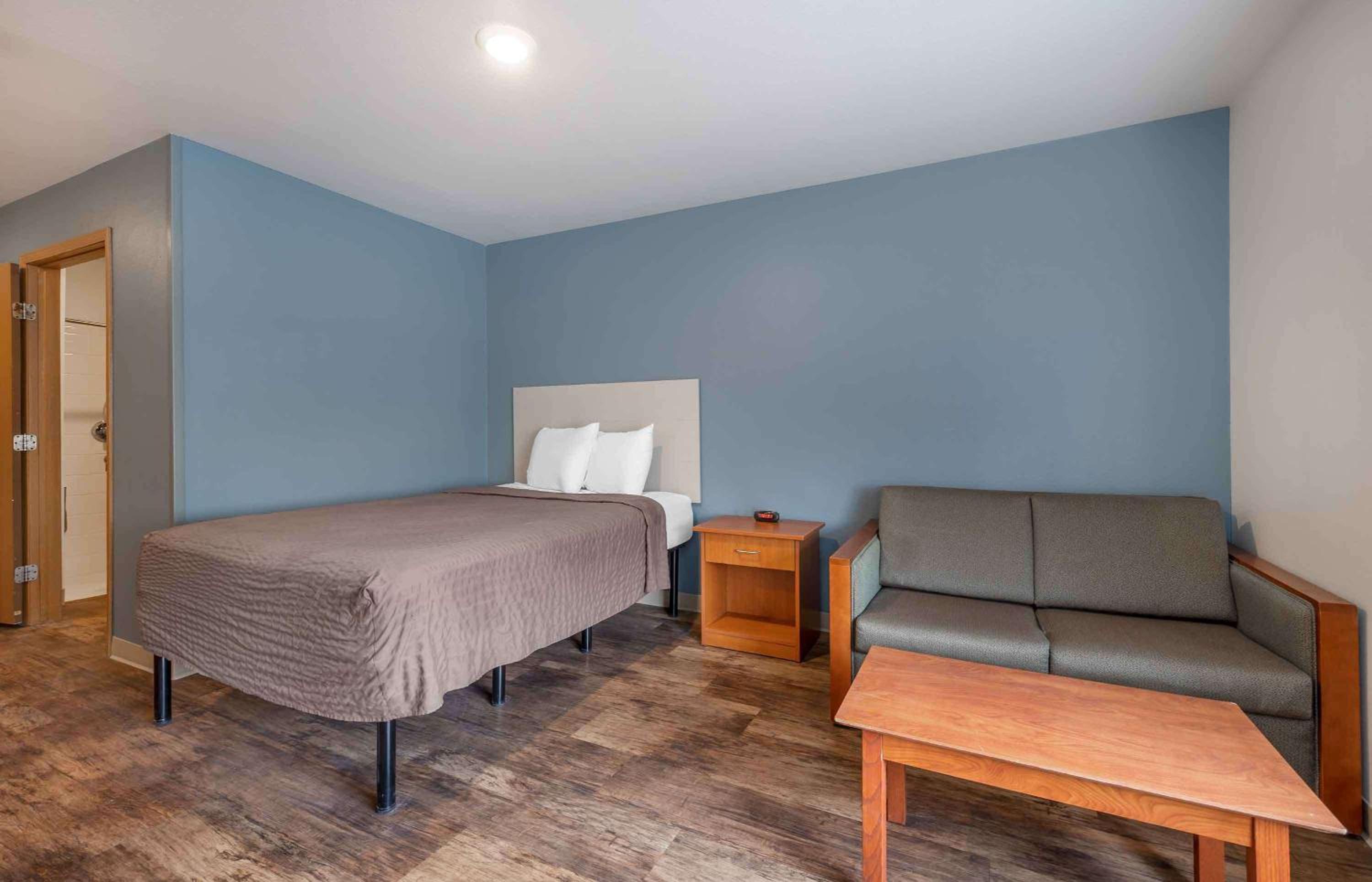 Studio 6 Extended Stay Wichita South KS
