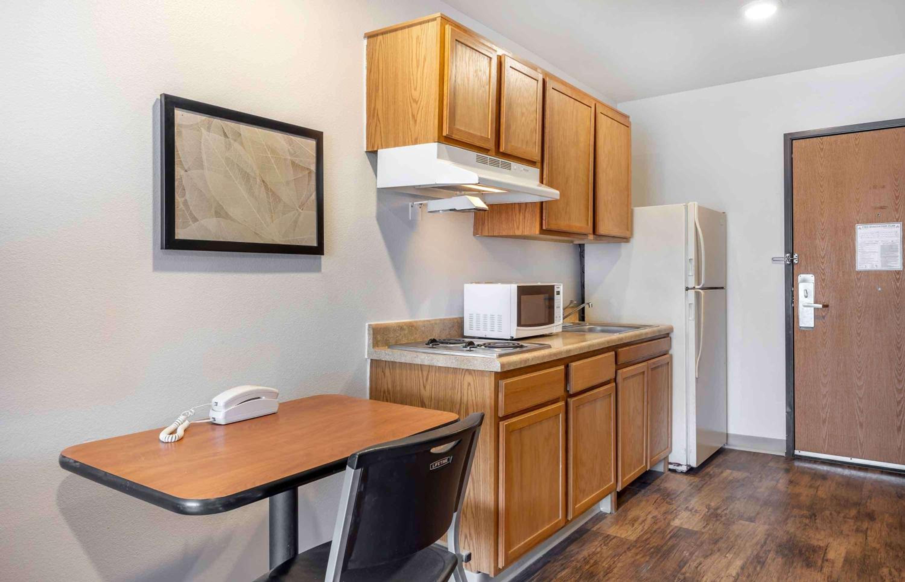 Studio 6 Extended Stay Wichita South KS
