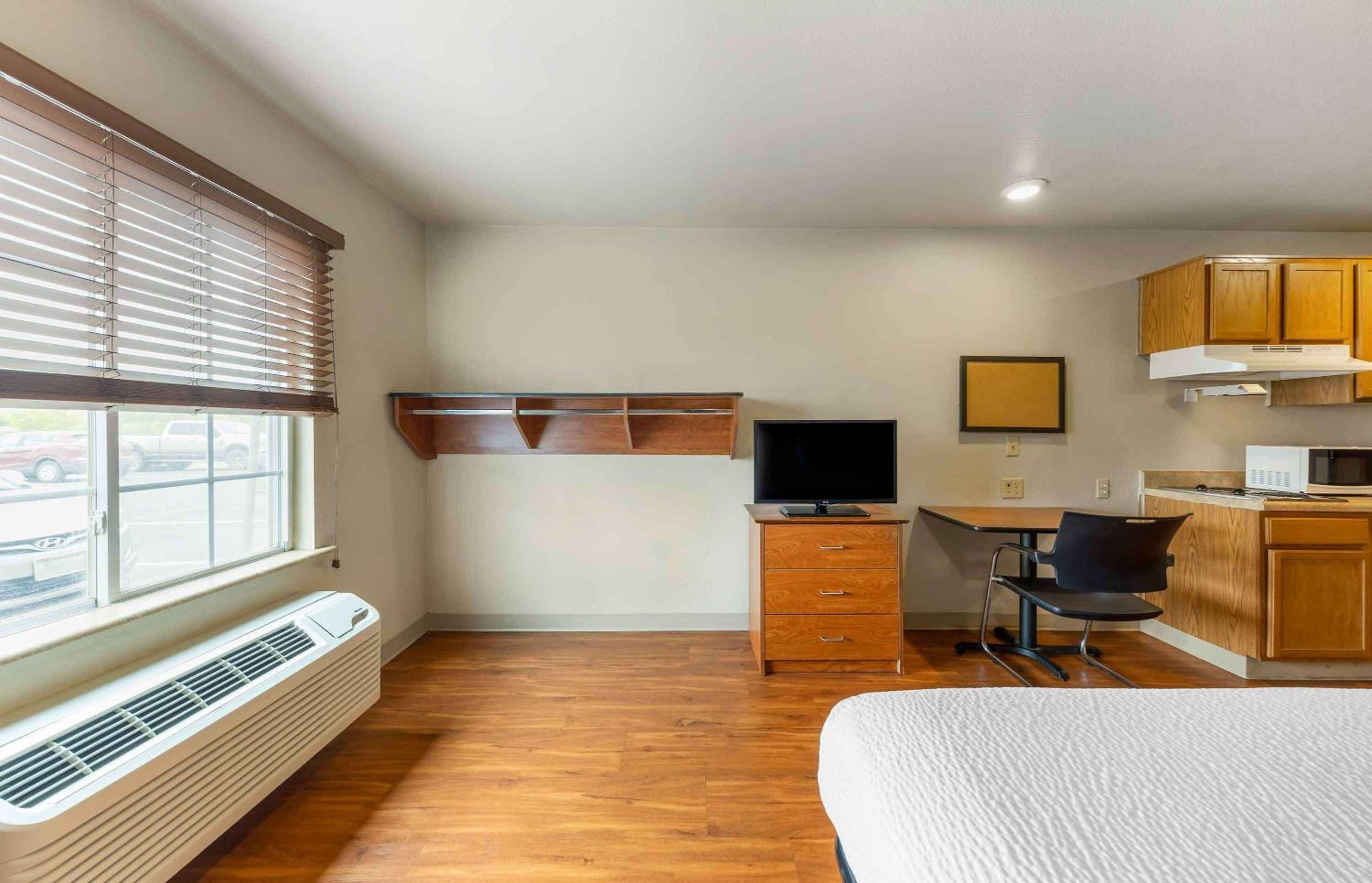 Studio 6 Extended Stay Oklahoma City Norman OK