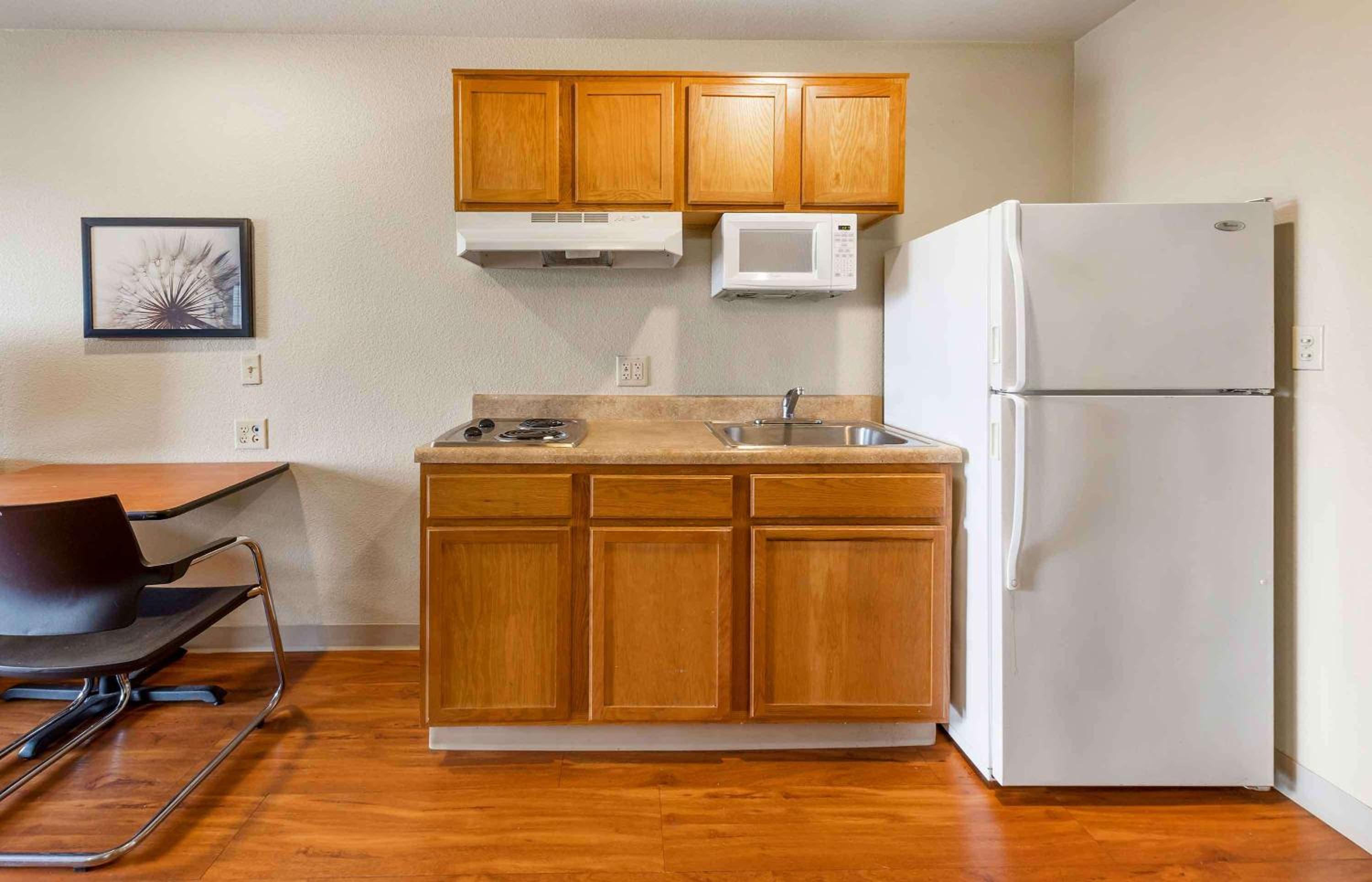 Studio 6 Extended Stay Oklahoma City Norman OK