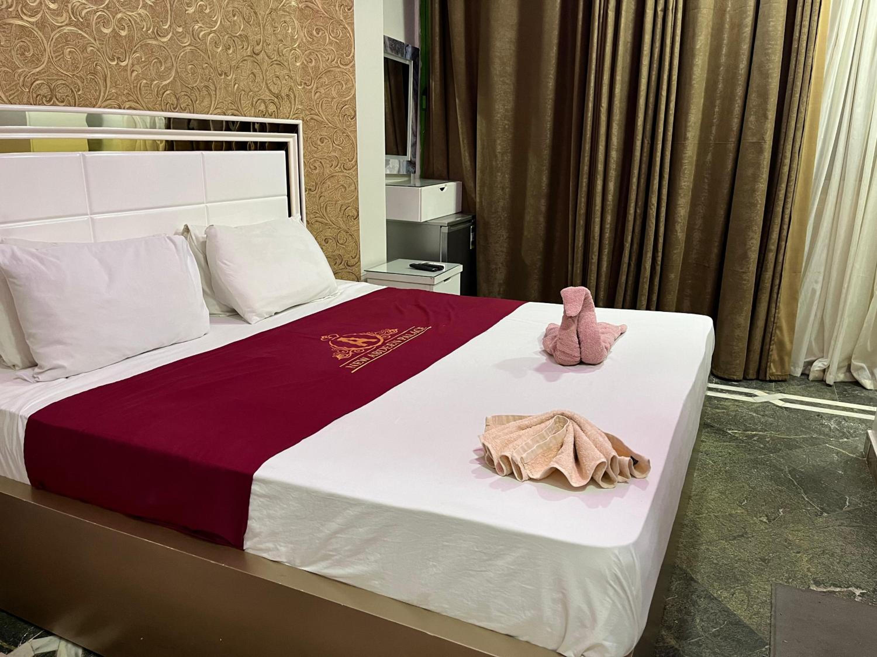 New Abdeen palace hostel