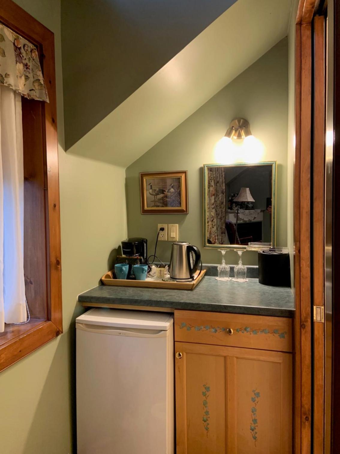 WeatherPine Inn