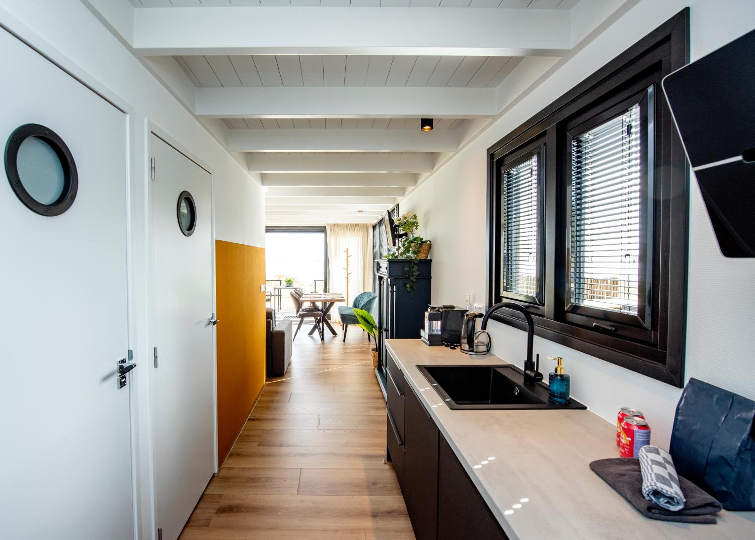 Vakantiewoonboot De Waterparel