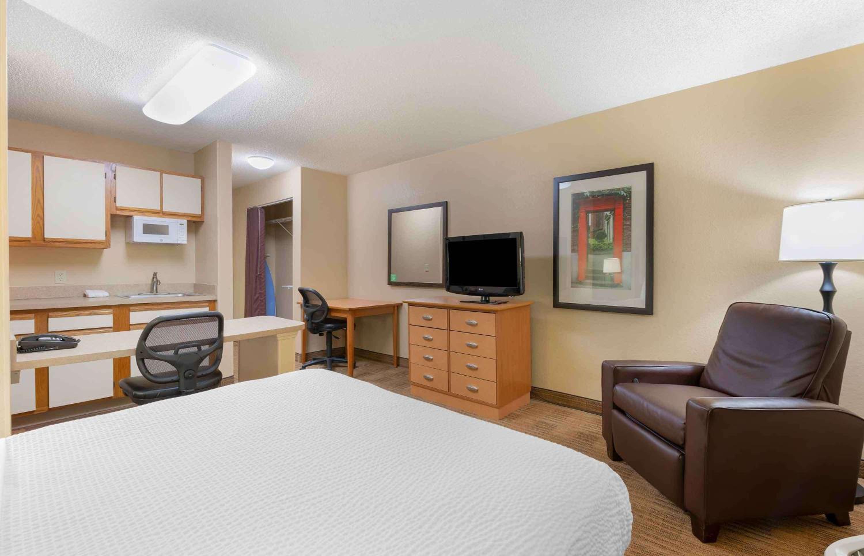 Fairfield Vacations - Extended Stay America Suites - Cincinnati - Fairfield - Property Image 8