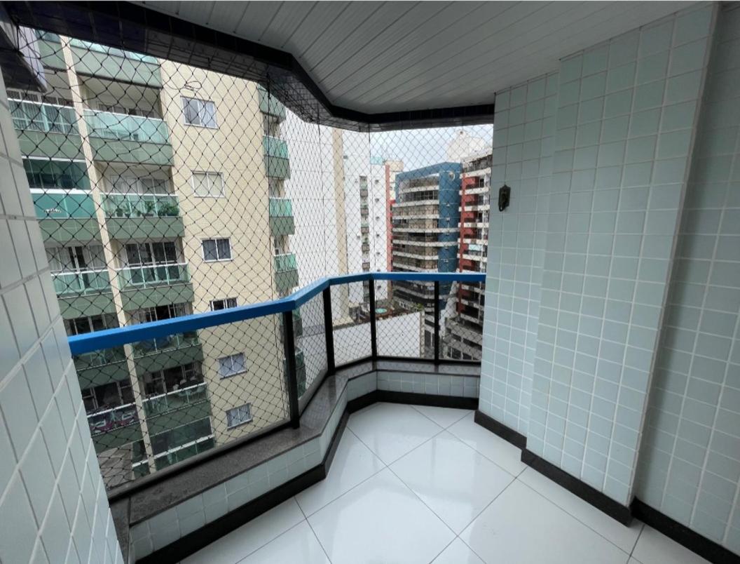 apartamento proximo a praia da areia preta