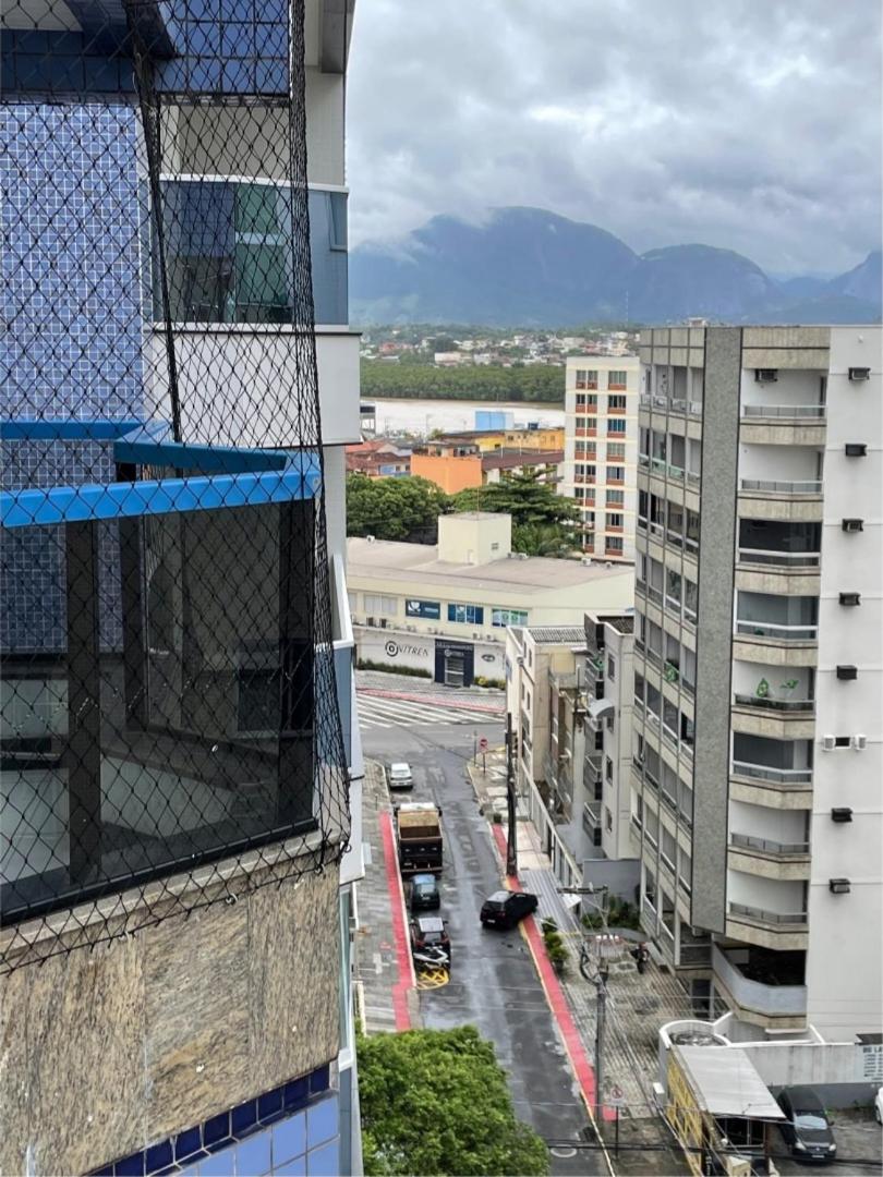 apartamento proximo a praia da areia preta