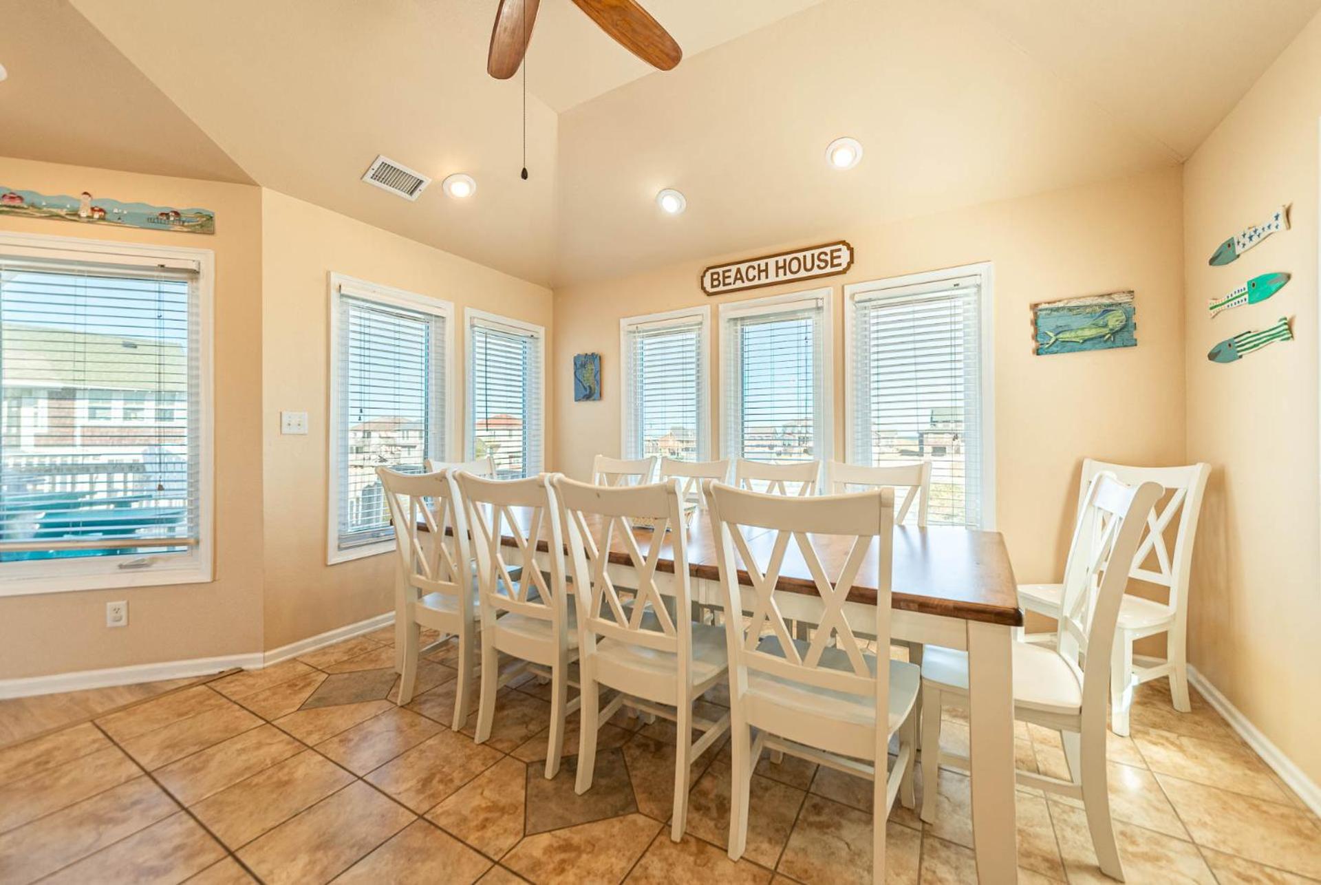 Shorenuff - Nags Head MP 11, Ocean View, Beach 200 Yds, Pool, Hot Tub, Pool Table, YR Flex Stays