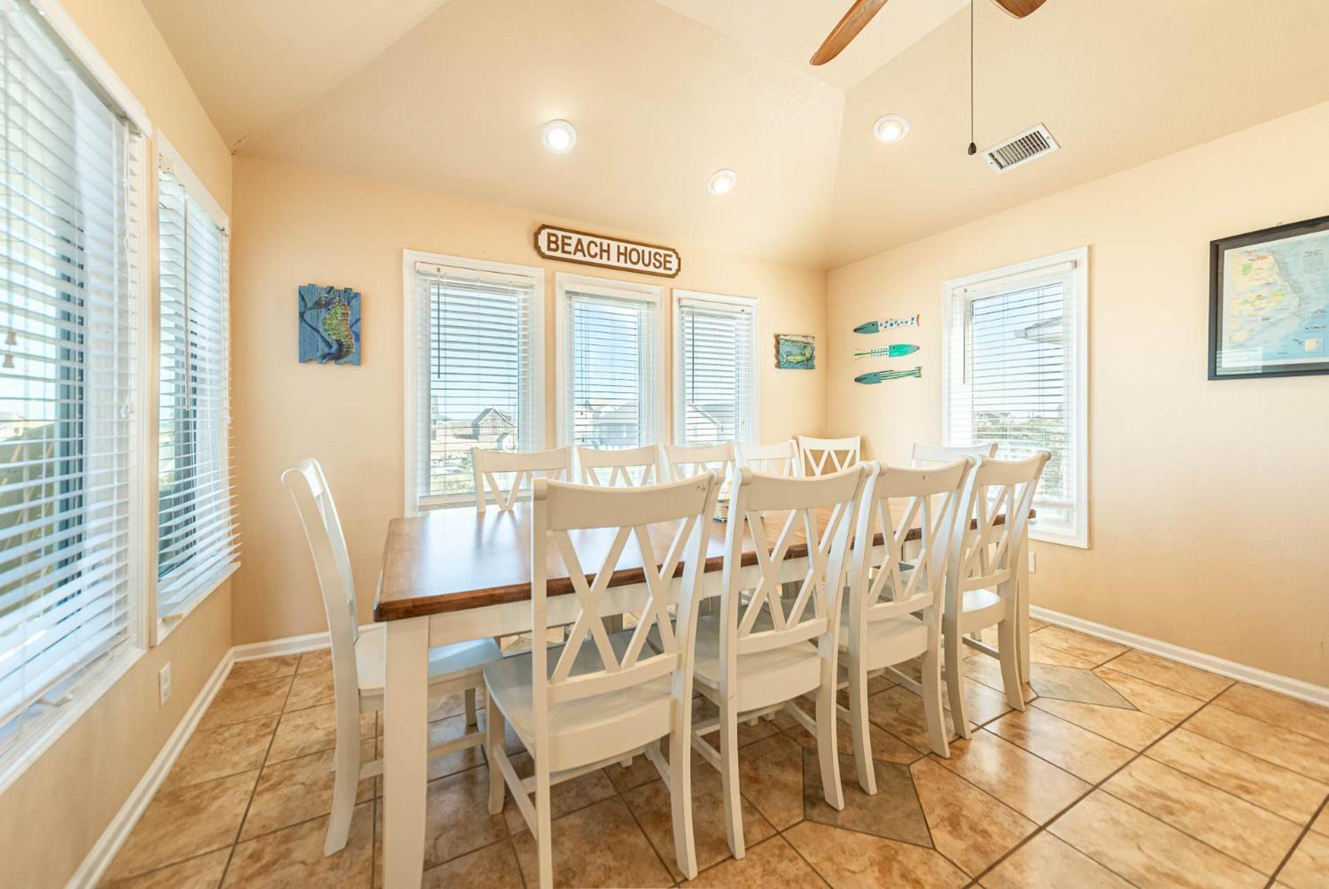 Shorenuff - Nags Head MP 11, Ocean View, Beach 200 Yds, Pool, Hot Tub, Pool Table, YR Flex Stays