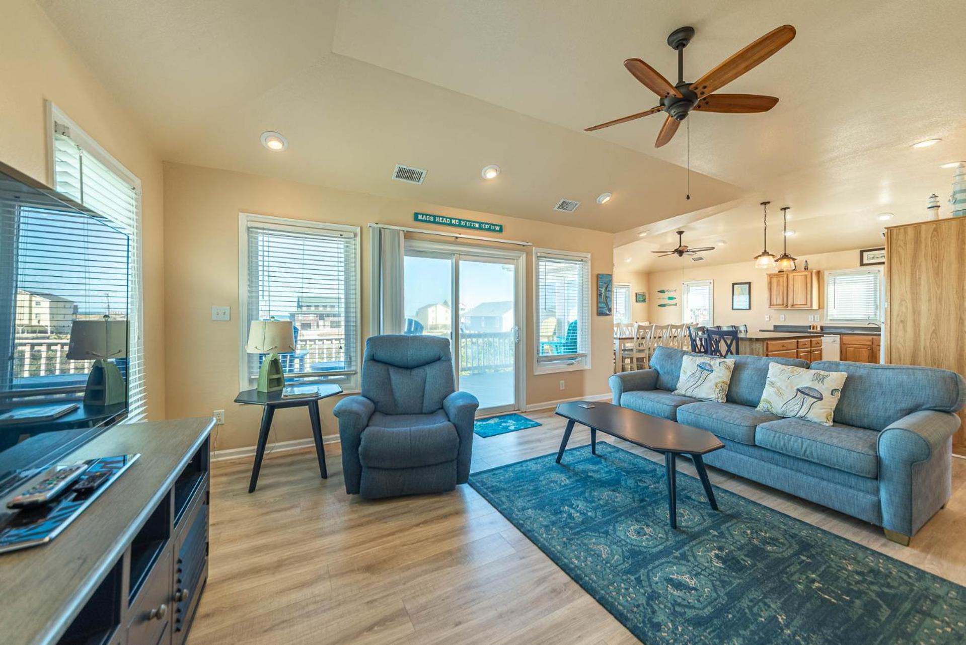 Shorenuff - Nags Head MP 11, Ocean View, Beach 200 Yds, Pool, Hot Tub, Pool Table, YR Flex Stays