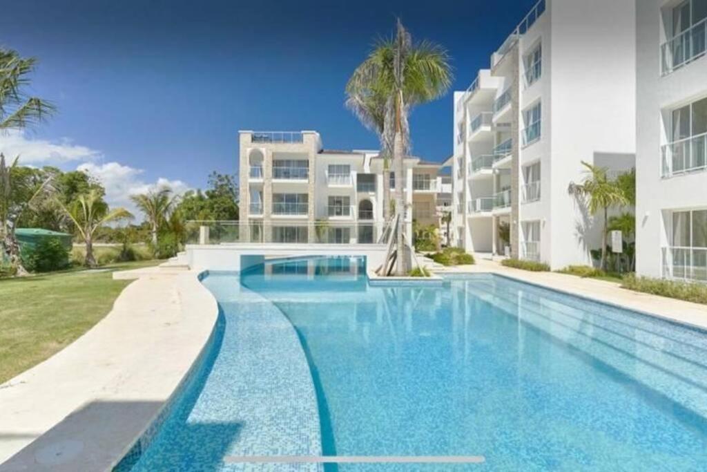 Ocean View Penthouse at Hard Rock by Unwind Properties