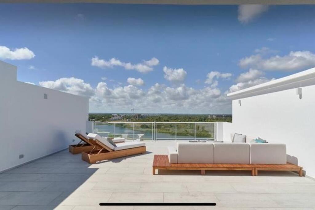 Ocean View Penthouse at Hard Rock by Unwind Properties